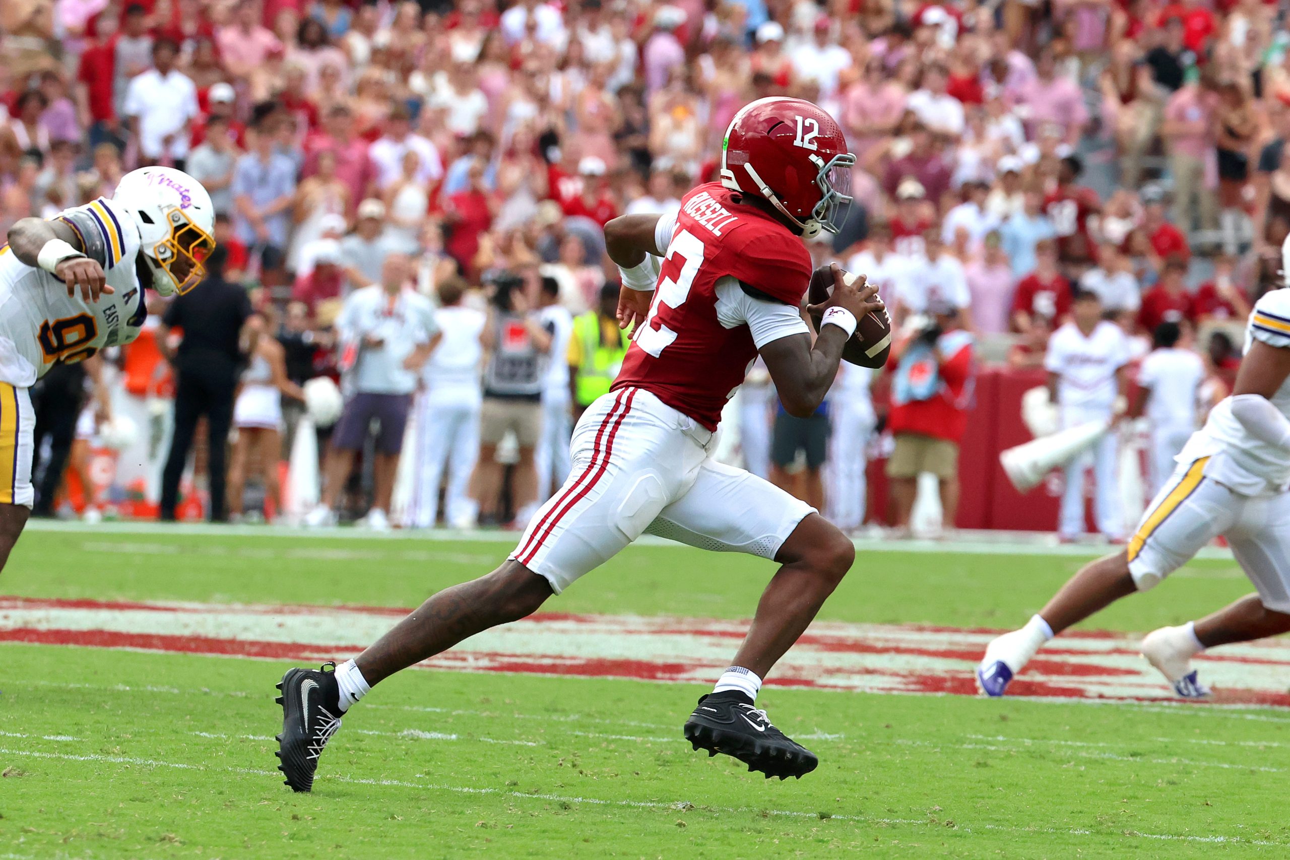 Alabama names Players of the Week for Week 1 win over ECU