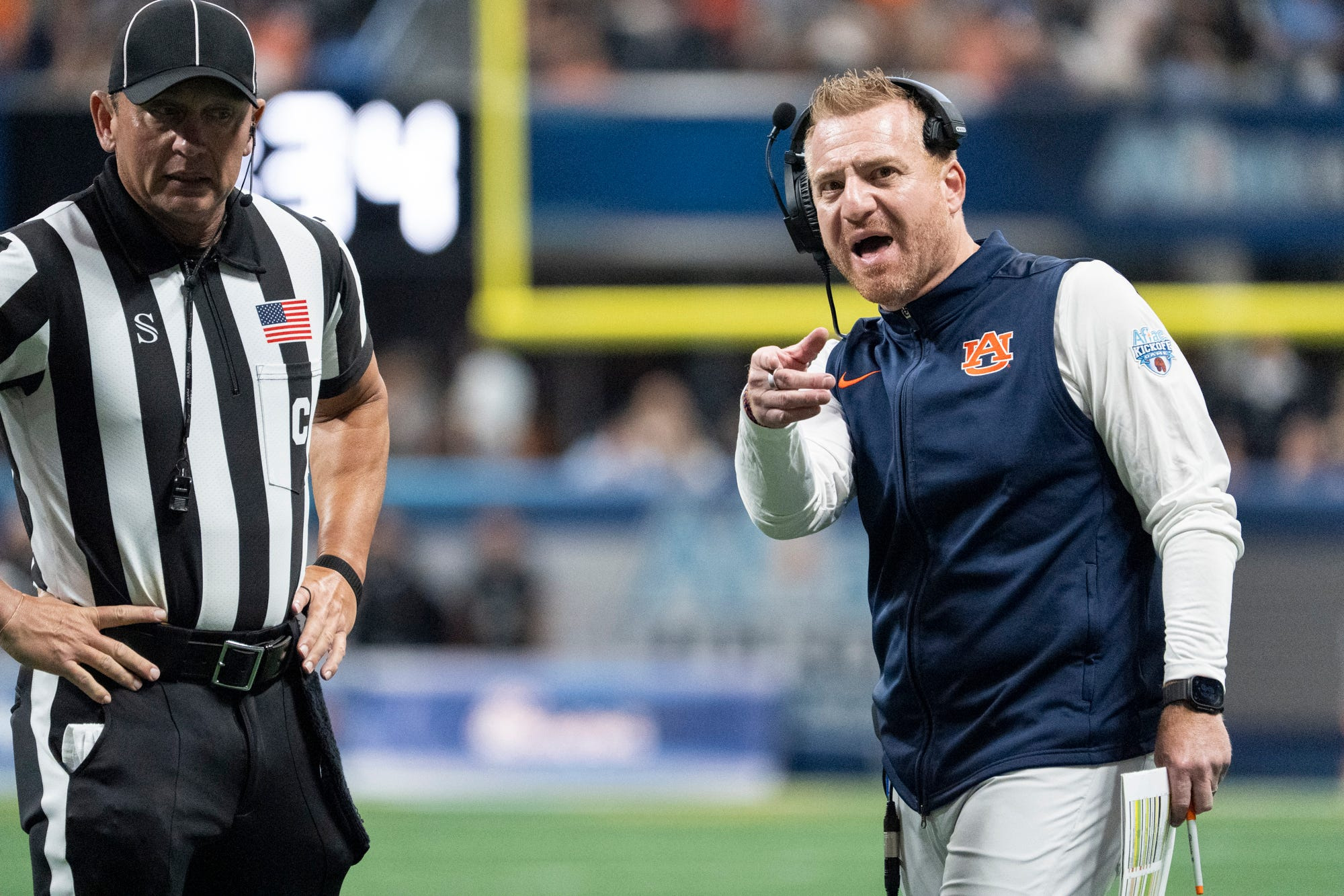 Auburn fans, media give mixed reviews of Alex Golesh after debut win