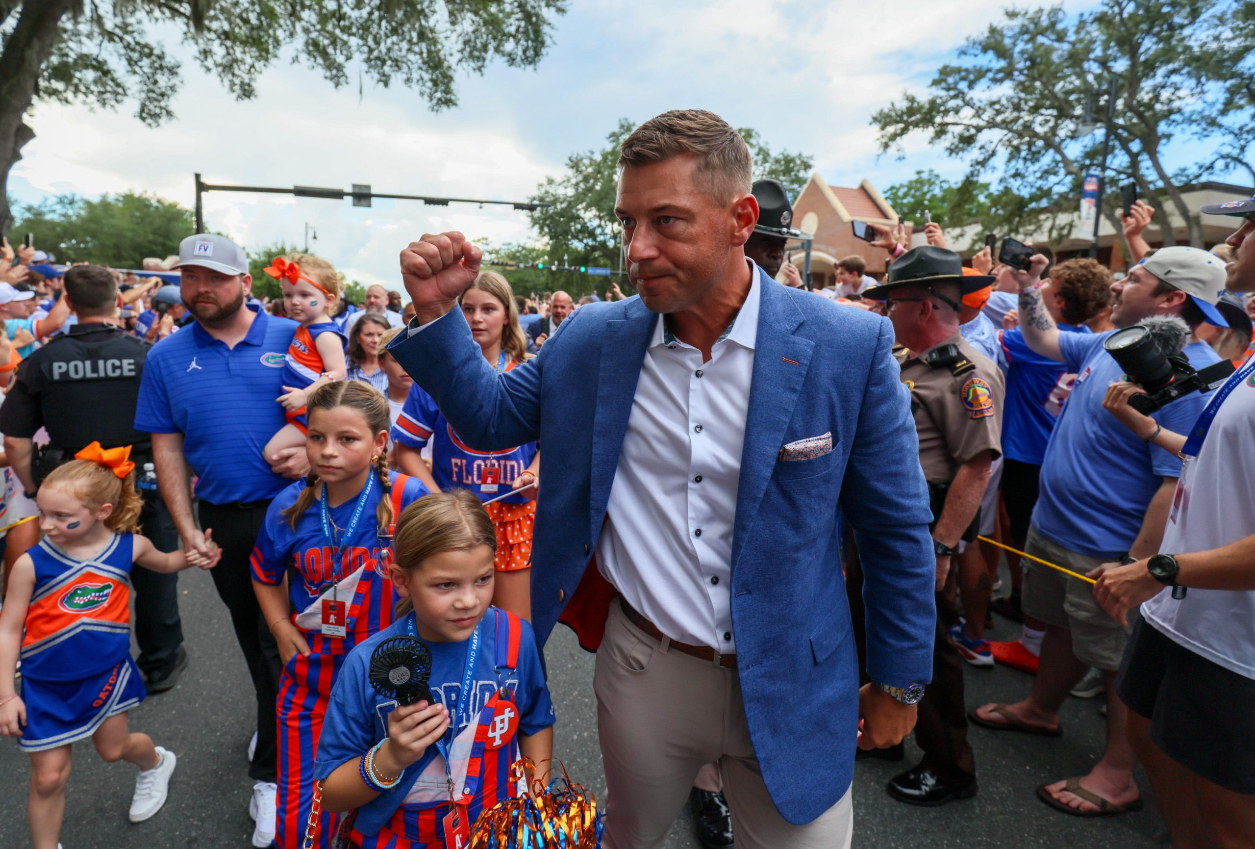 Jon Sumrall shares his message to Florida players after beating Ole Miss