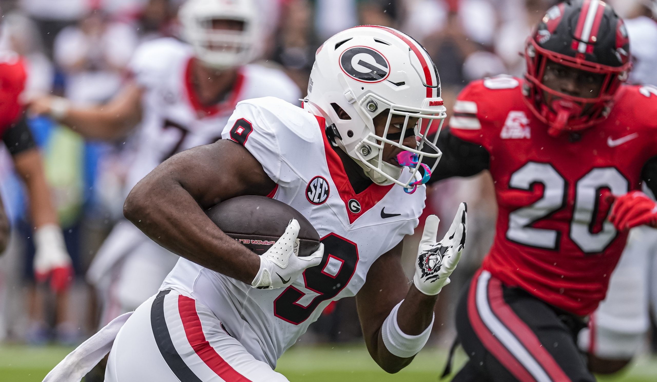 Fans react to Georgia&rsquo;s white uniforms making Week 2 debut