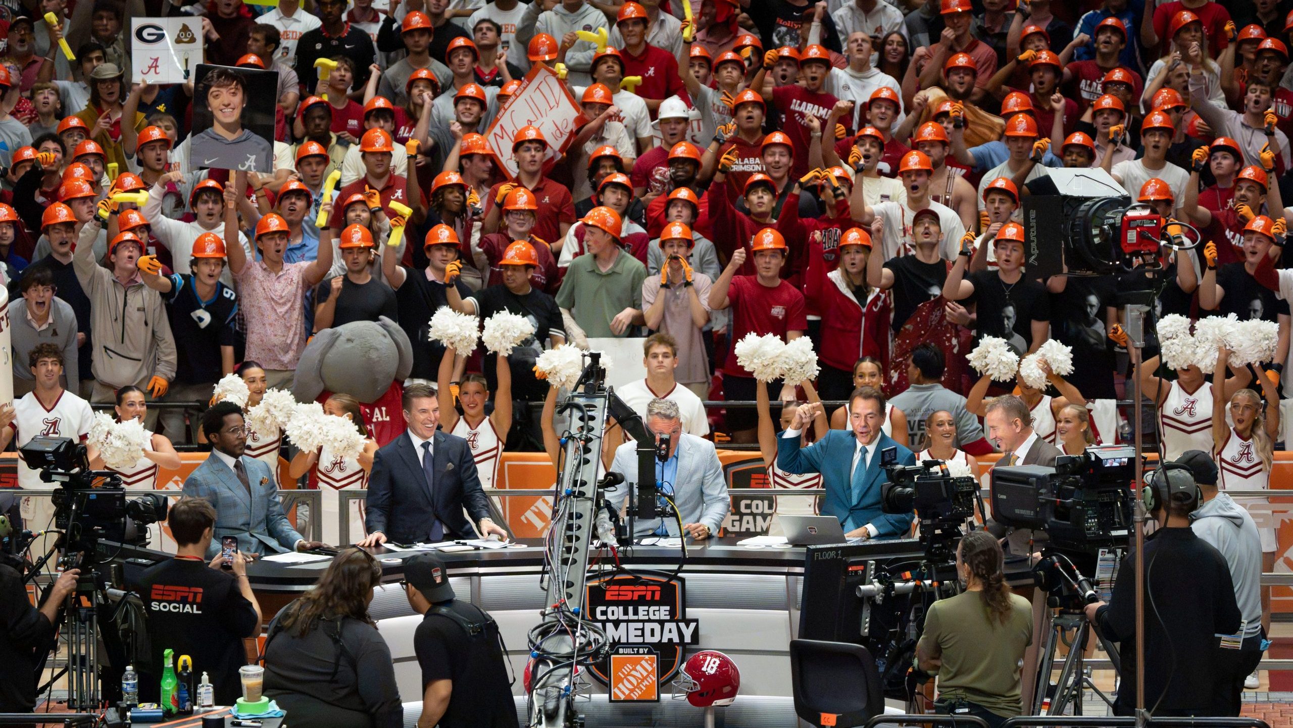 ESPN&rsquo;s College GameDay reveals strong ratings from Week 6 show at Alabama