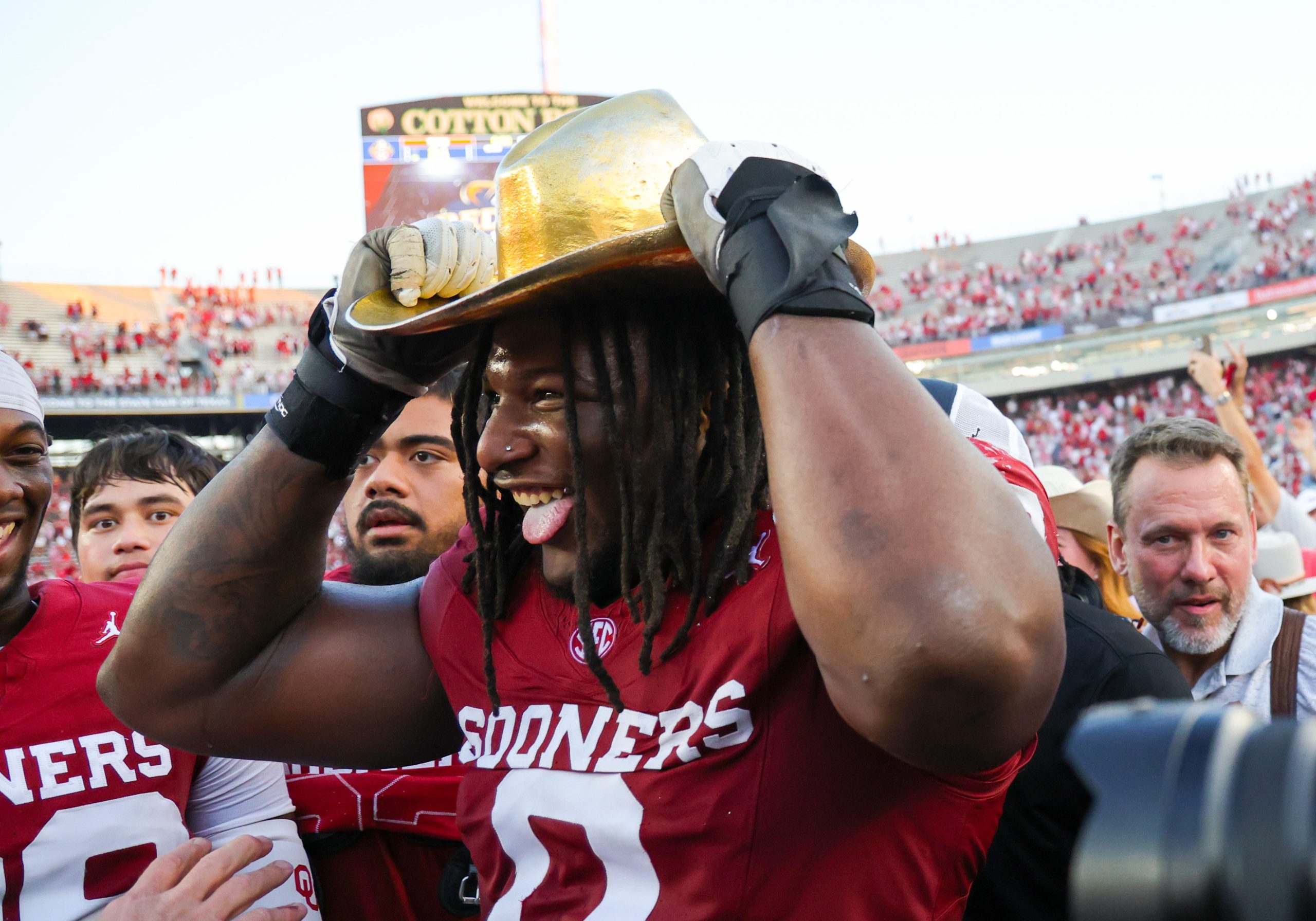 Greg McElroy reacts to Oklahoma&rsquo;s upset win over Texas
