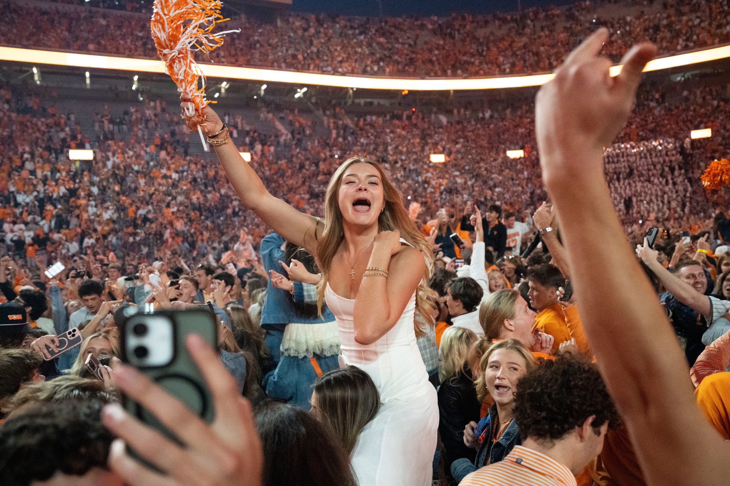 Tennessee trolls Alabama with ‘Dixieland Delight’ over Neyland Stadium PA after win over Crimson Tide Tennessee trolls Alabama with ‘Dixieland Delight’ over Neyland Stadium PA after win over Crimson Tide