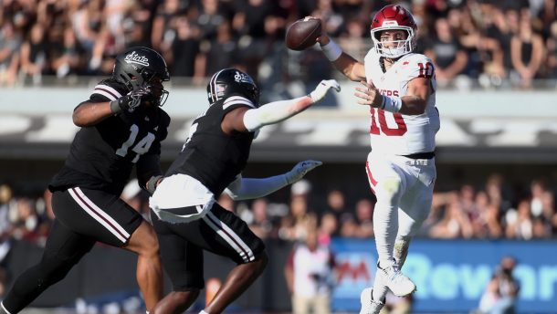 Oklahoma QB John Mateer against Mississippi State.