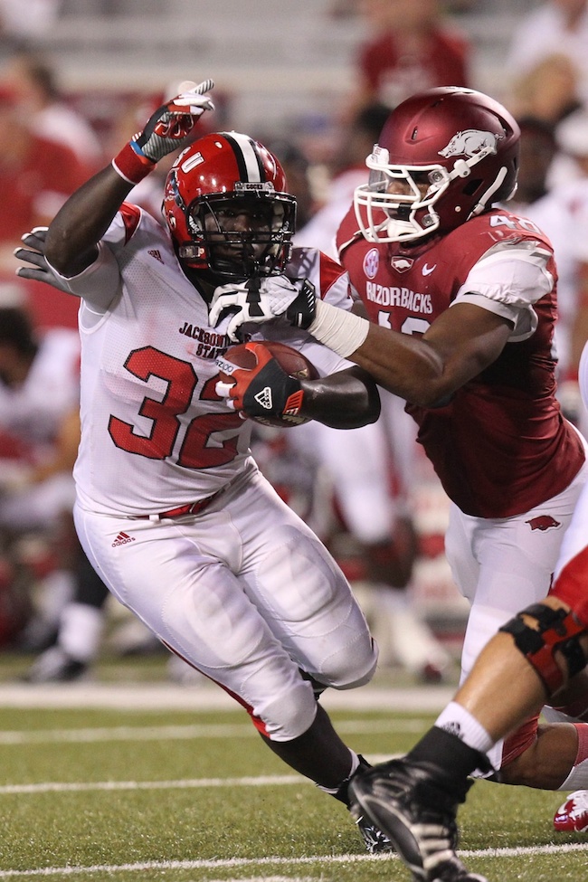 Breakout Candidate Deatrich Wise Jr. can make Hogs defensive line great