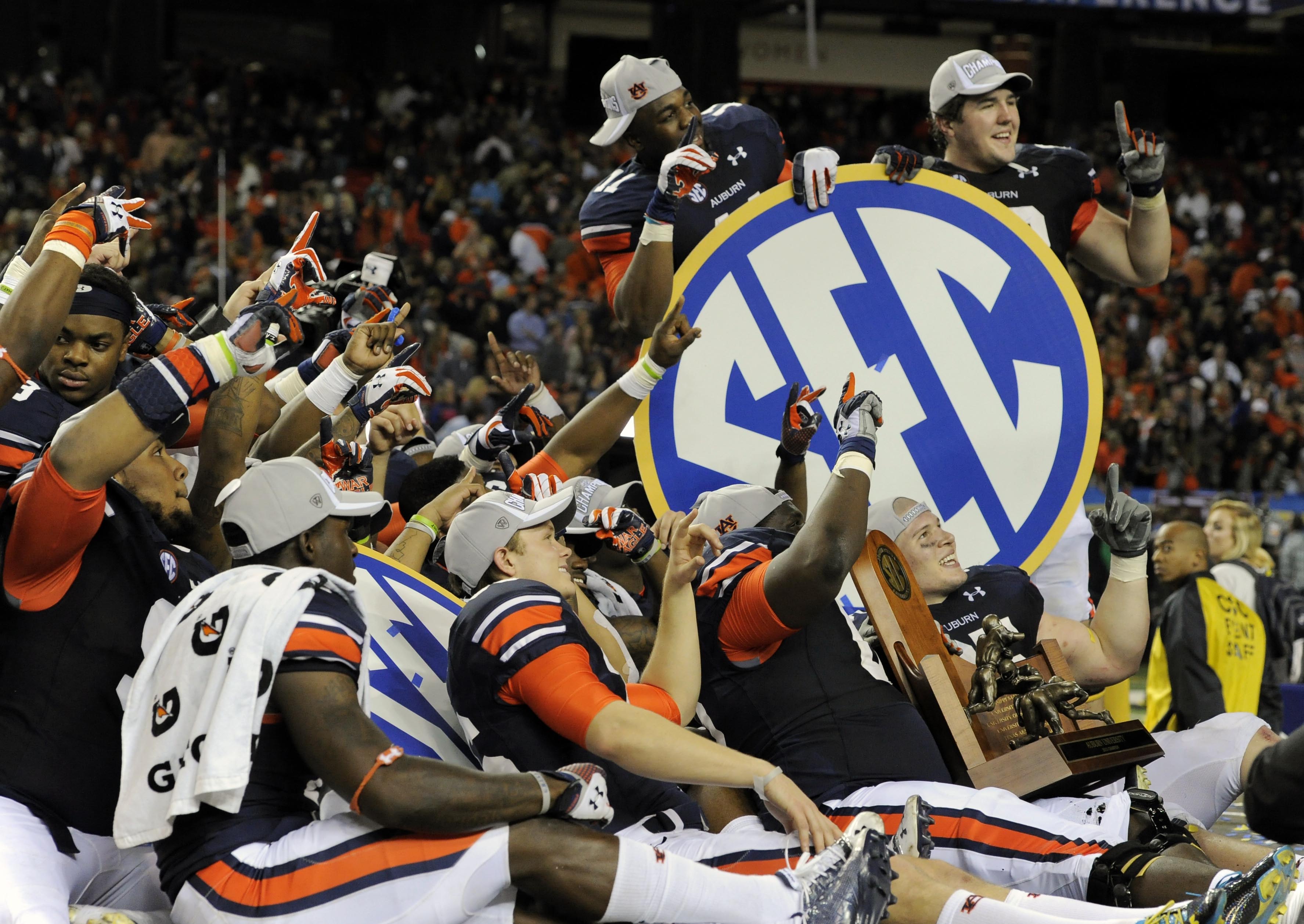 ESPN Stats projects 2014 SEC football results, win totals