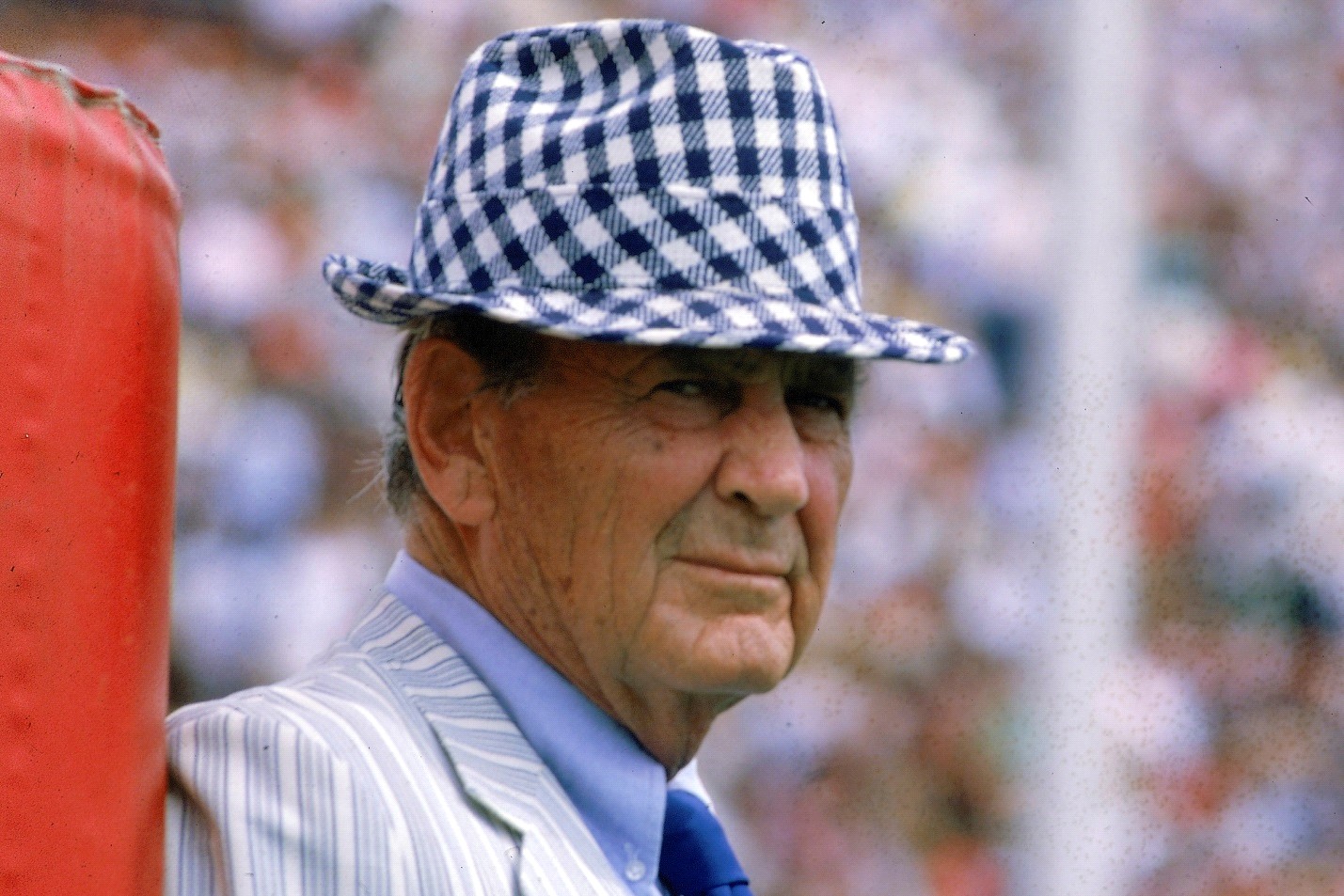 Paul 'Bear' Bryant Bio Information and History
