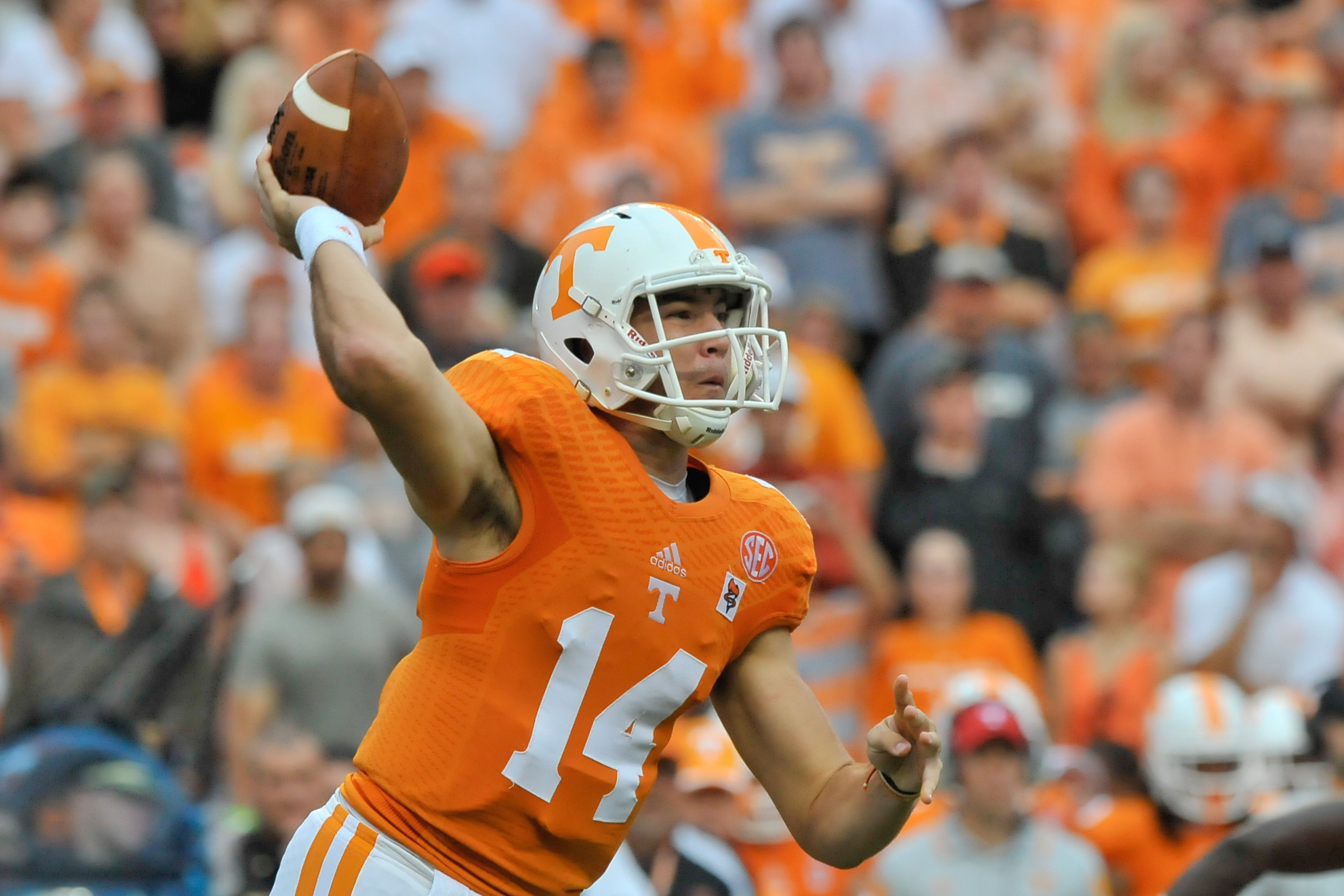 Matchup breakdown Tennessee quarterback Justin Worley vs. Oklahoma