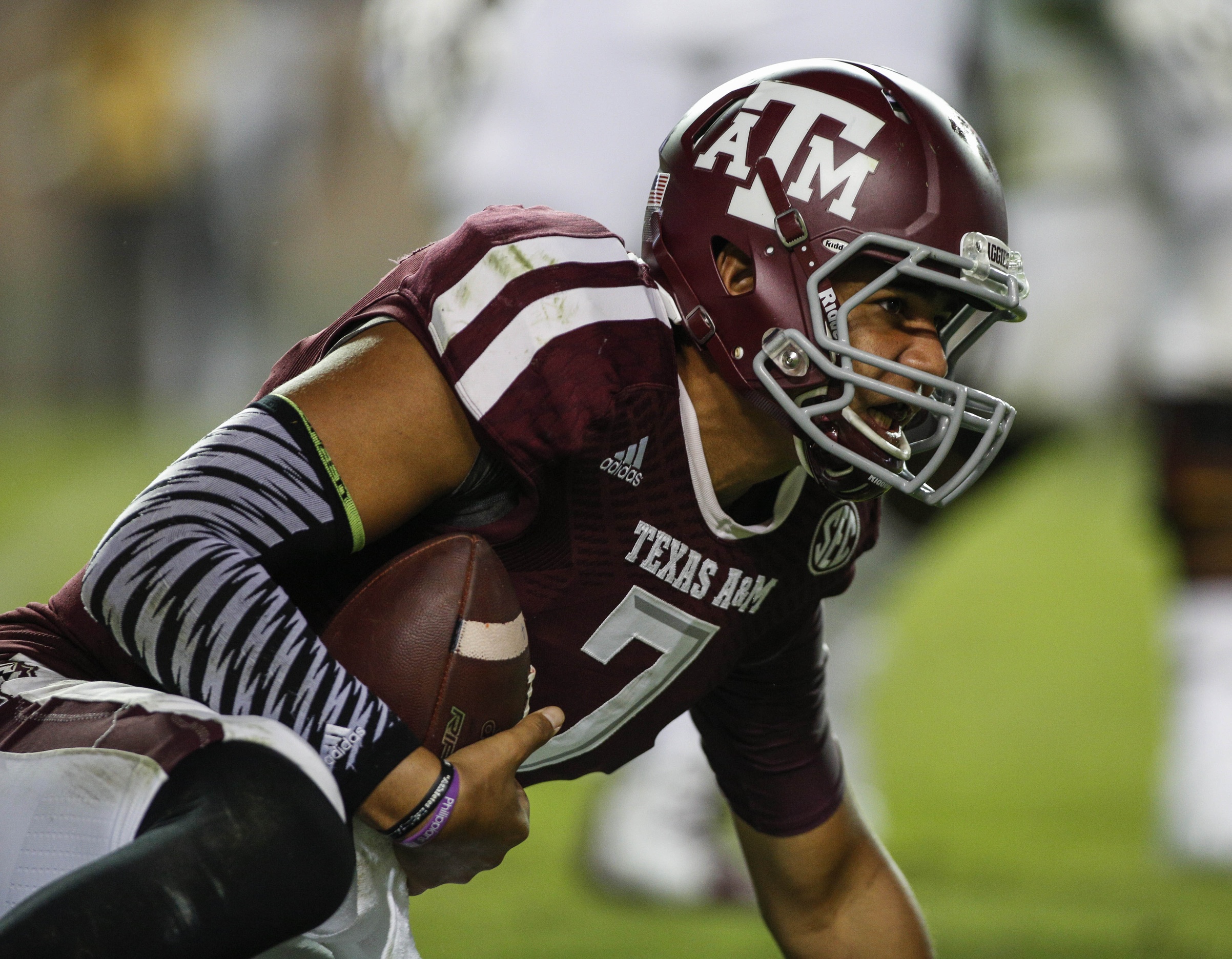 Texas A&M reopens quarterback competition