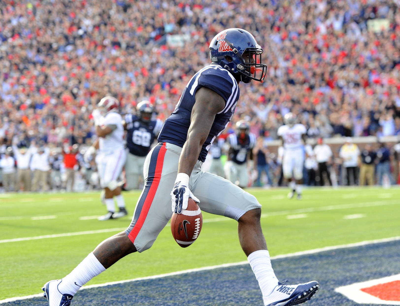 Video Look out, SEC; Ole Miss WR Laquon Treadwell is sprinting