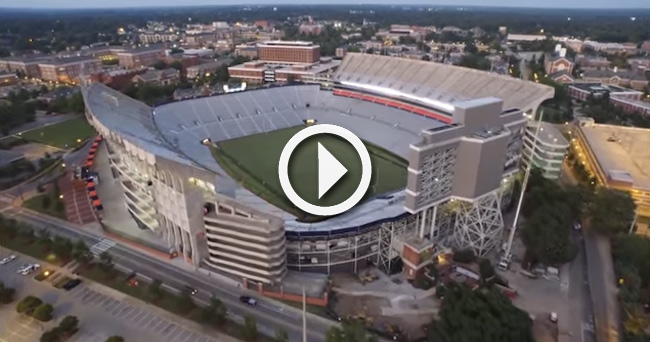 Video: See how Auburn&#039;s Jordan-Hare Stadium, new scoreboard looks from