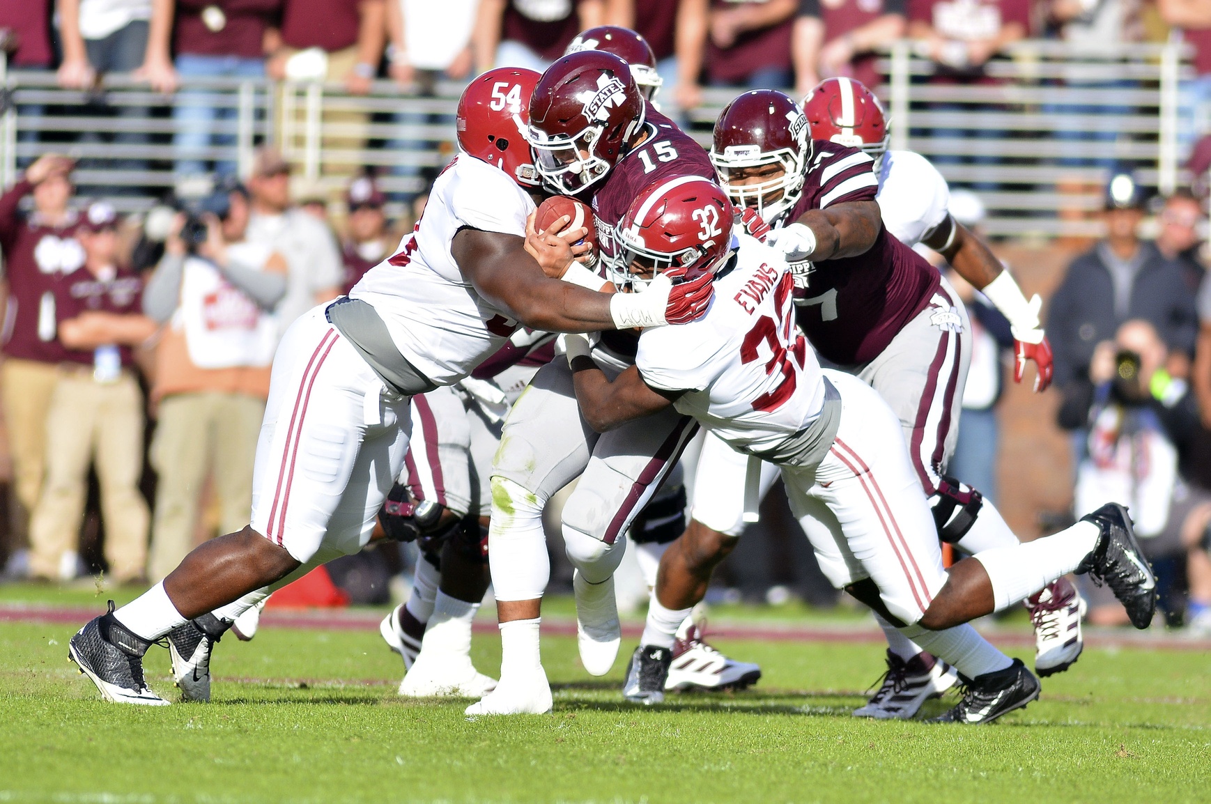 Versatile Alabama defense is too much for the rest of the country to handle