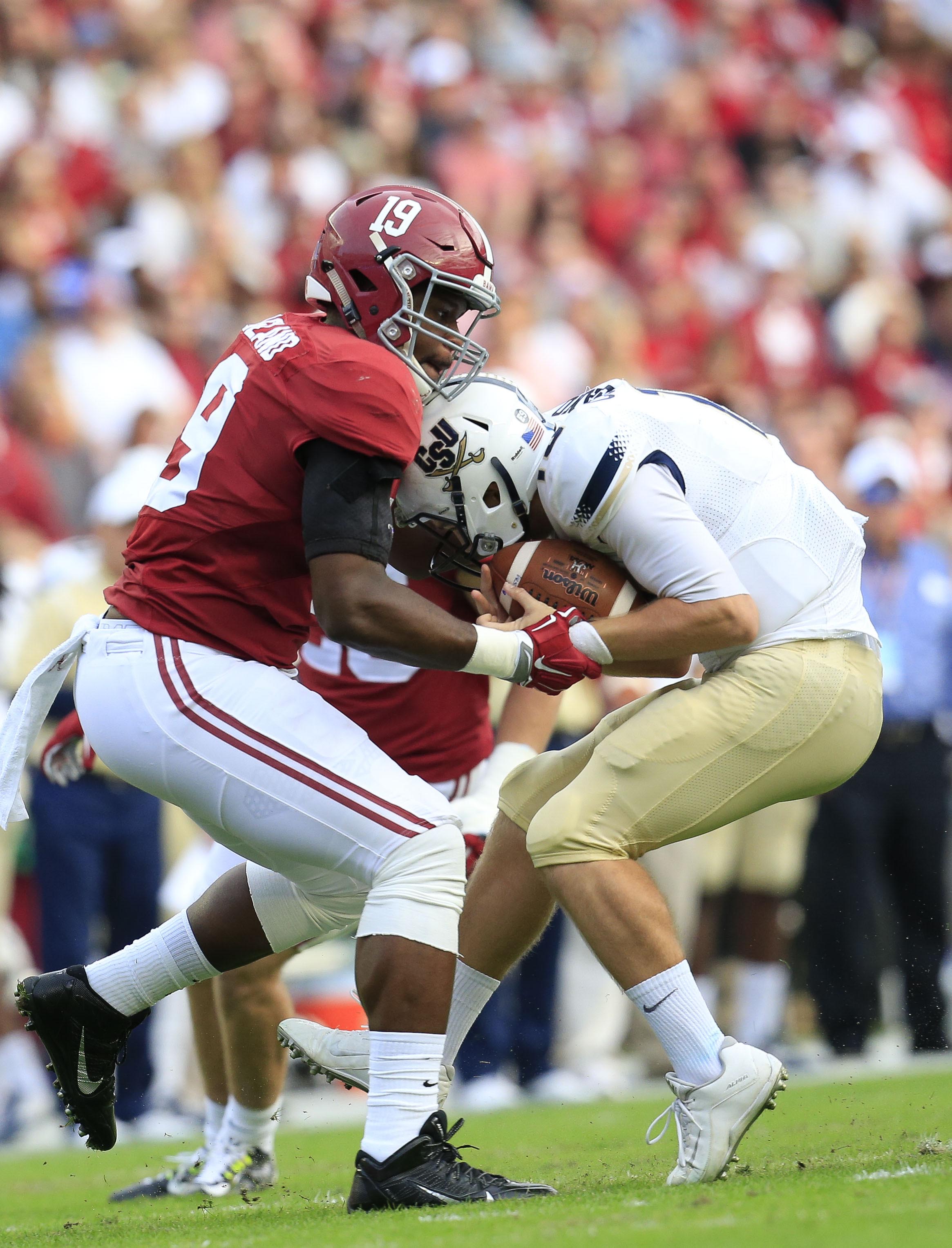 SEC boasts three Butkus Award finalists