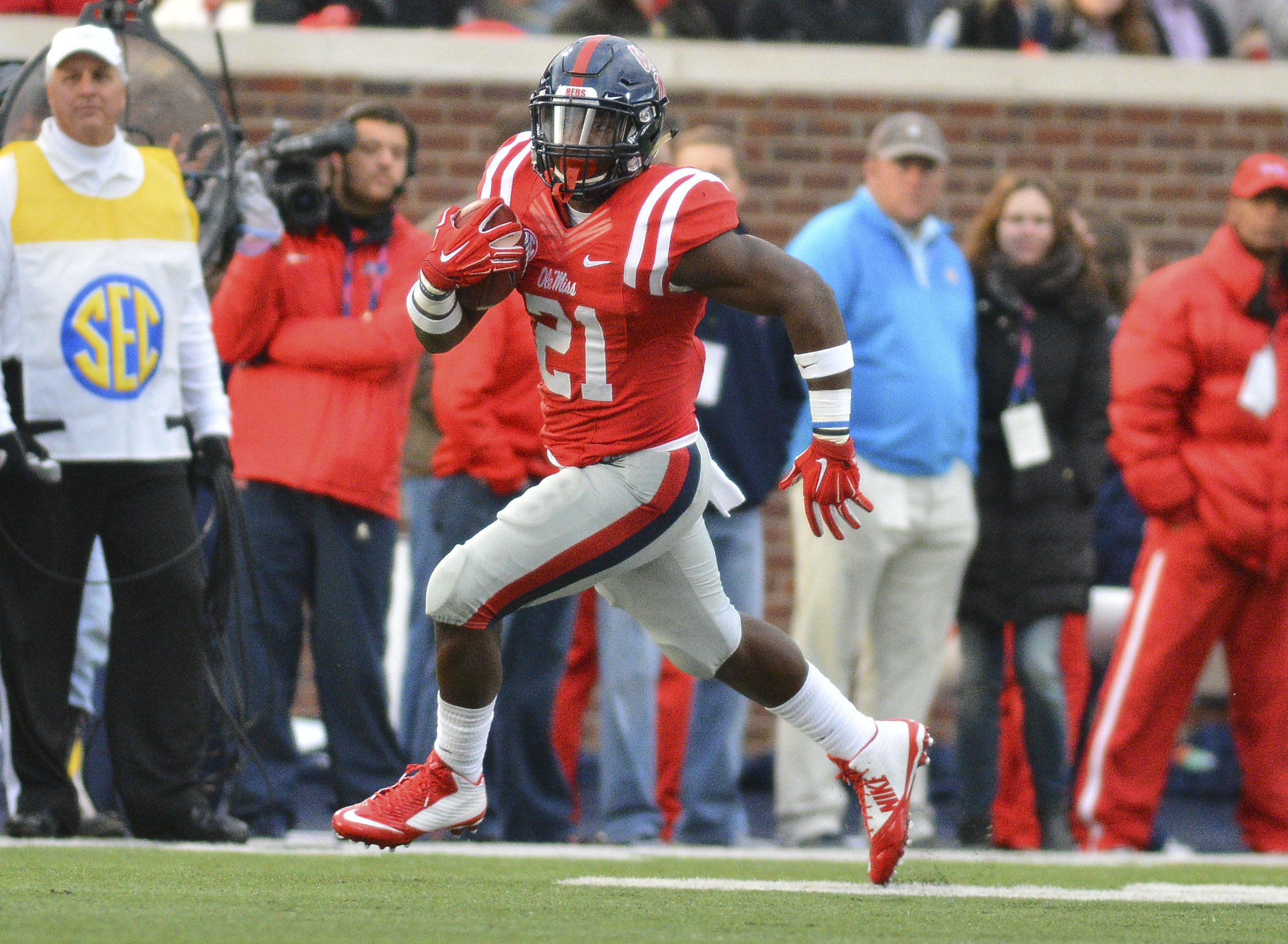 Ole Miss reveals Egg Bowl uniform