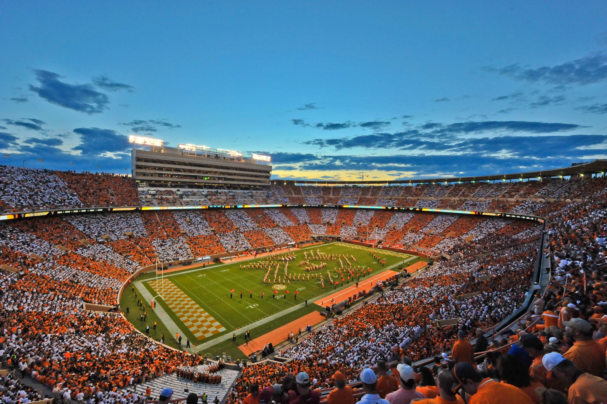 Vols team with sports architecture and design team to renovate Neyland