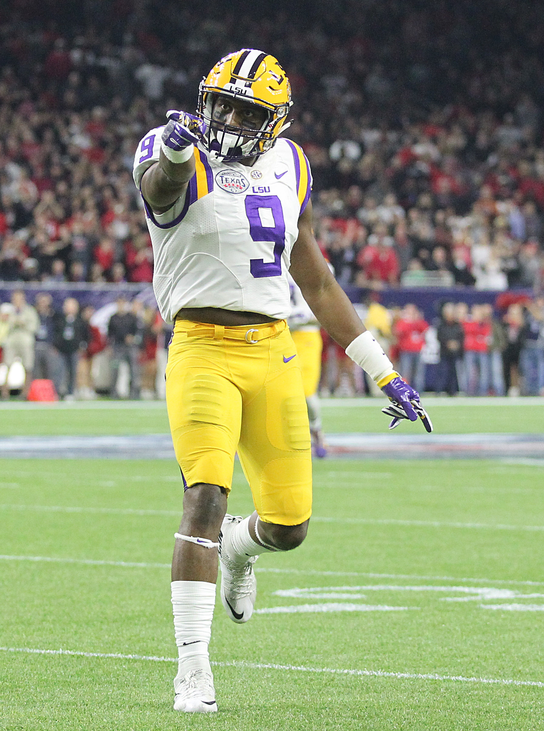 Report: Former LSU WR has decided on transfer destination 