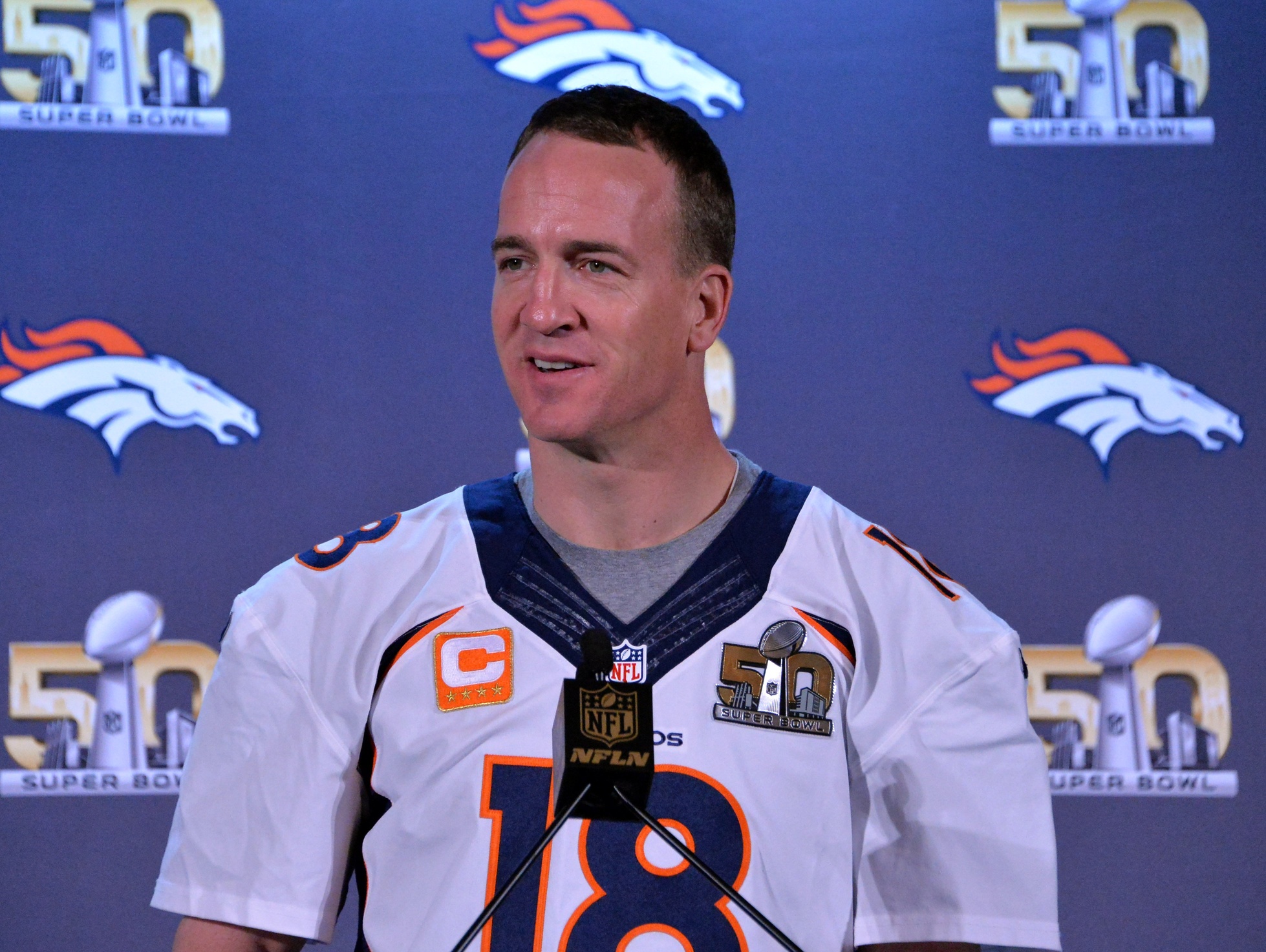 Video Jimmy Fallon awards 'Super Bowl Superlatives' to former SEC players