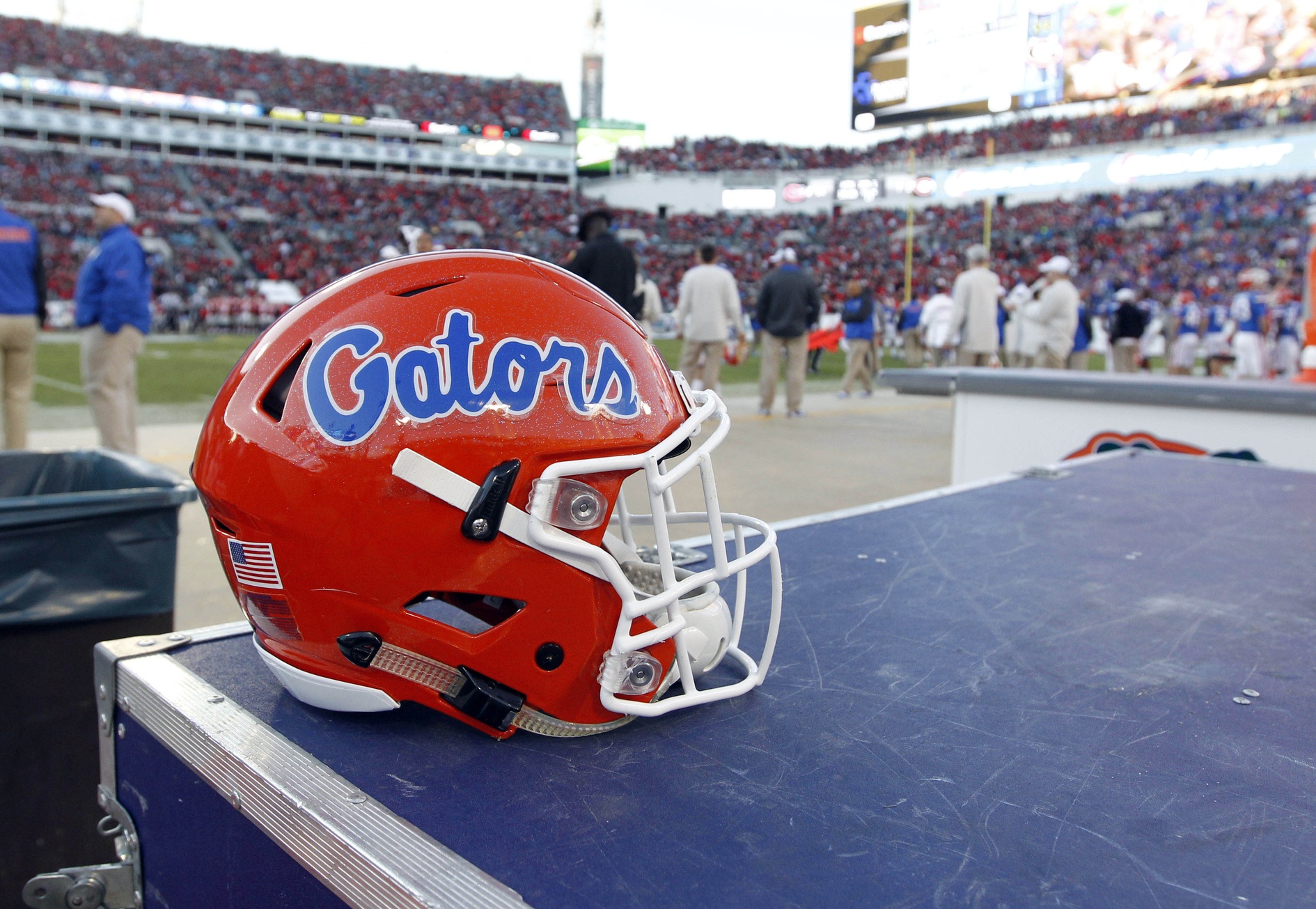 Florida adds defensive grad assistant from UCF