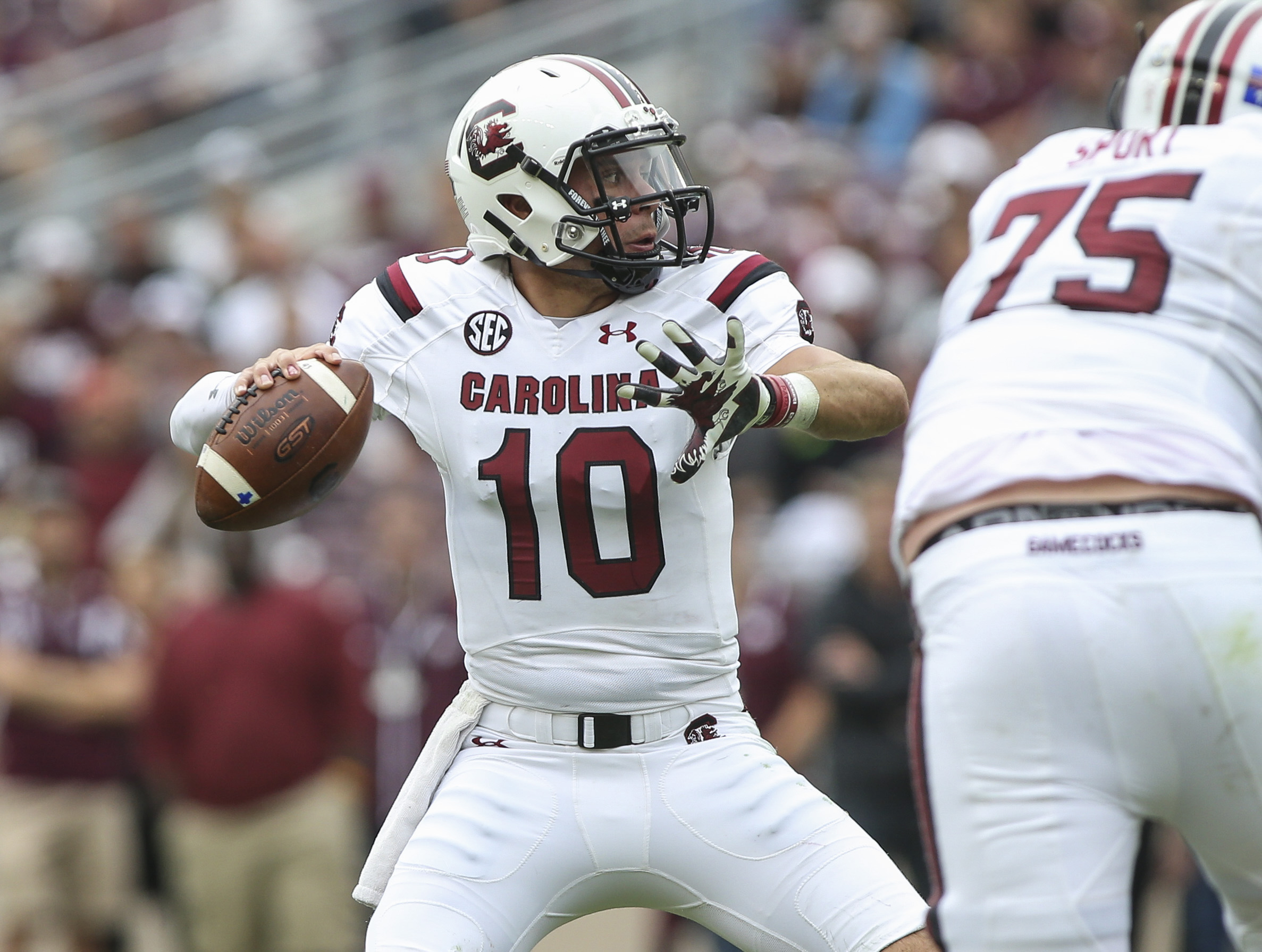 An inside look at South Carolina's quarterbacks