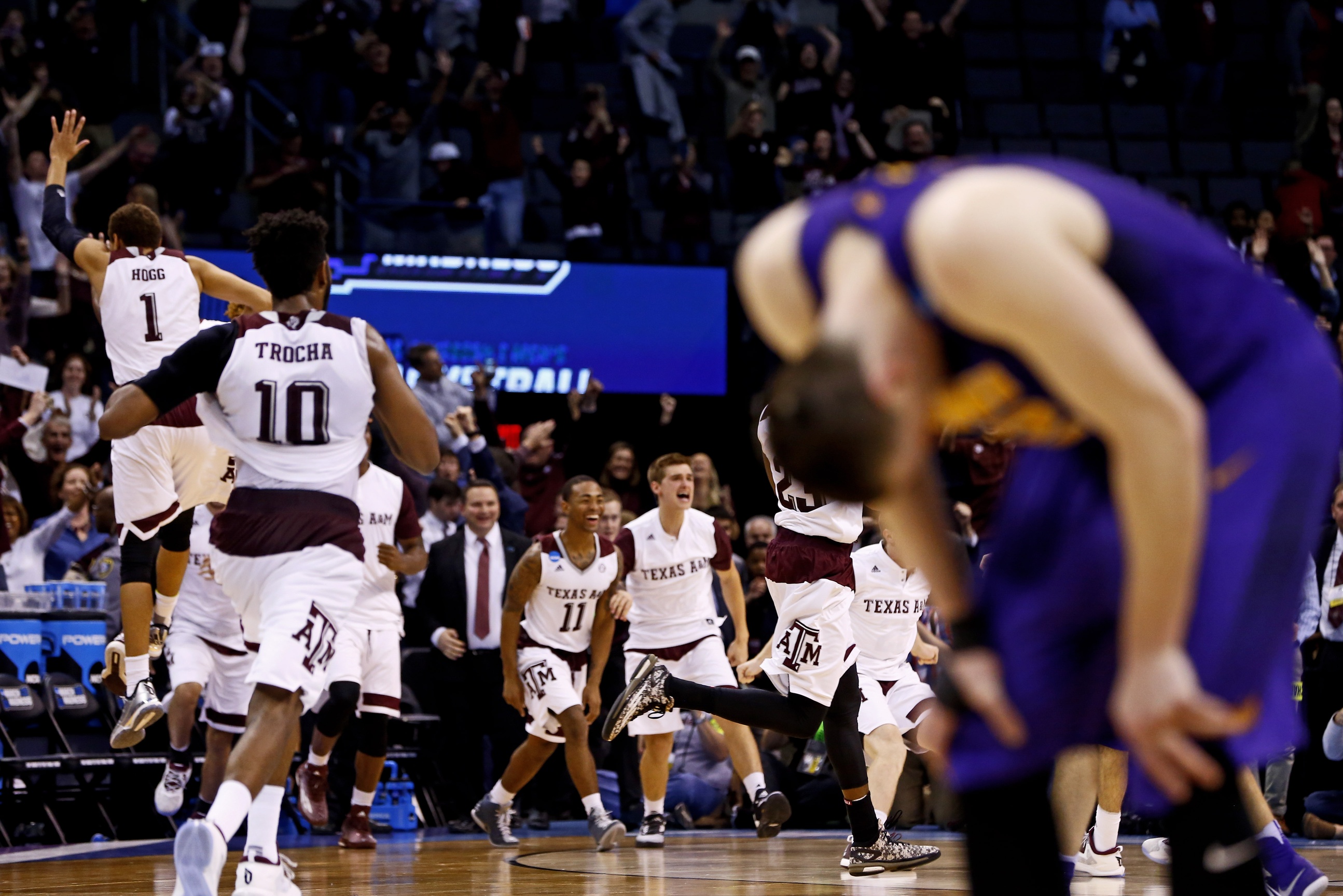 SEC teams ranked by combined NCAA Tournament, bowl wins