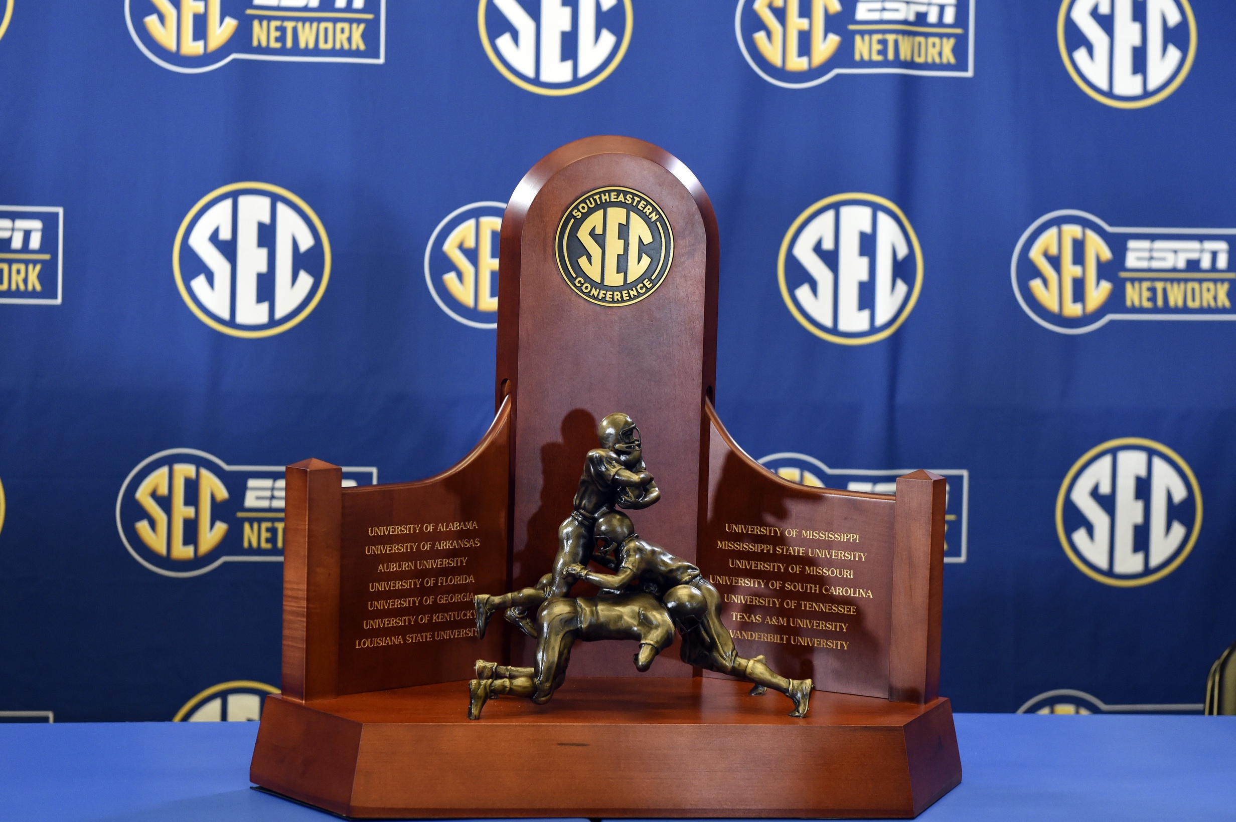 10 games that could impact SEC championship race in 2016