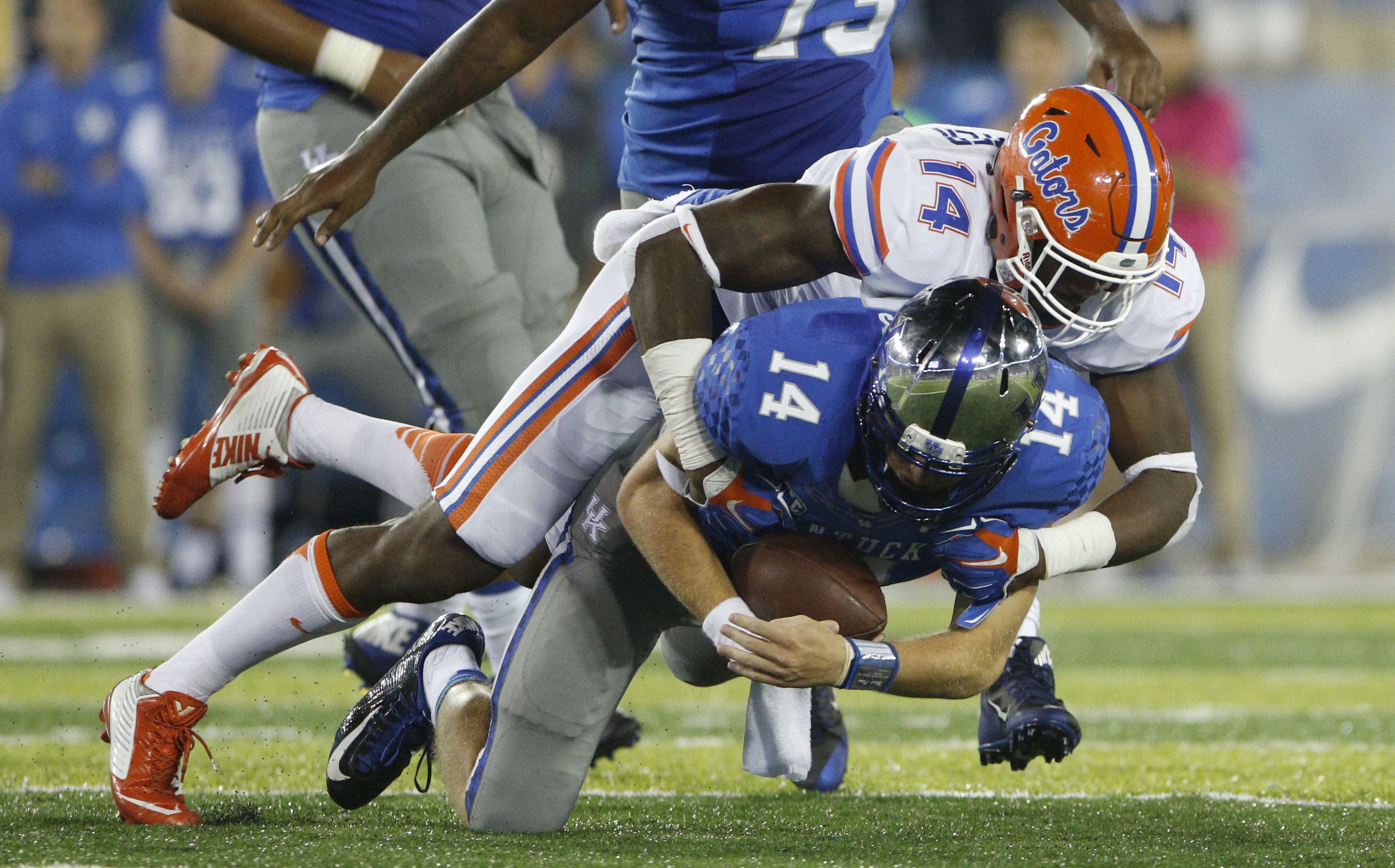 Longest winning streaks in SEC rivalries throughout history