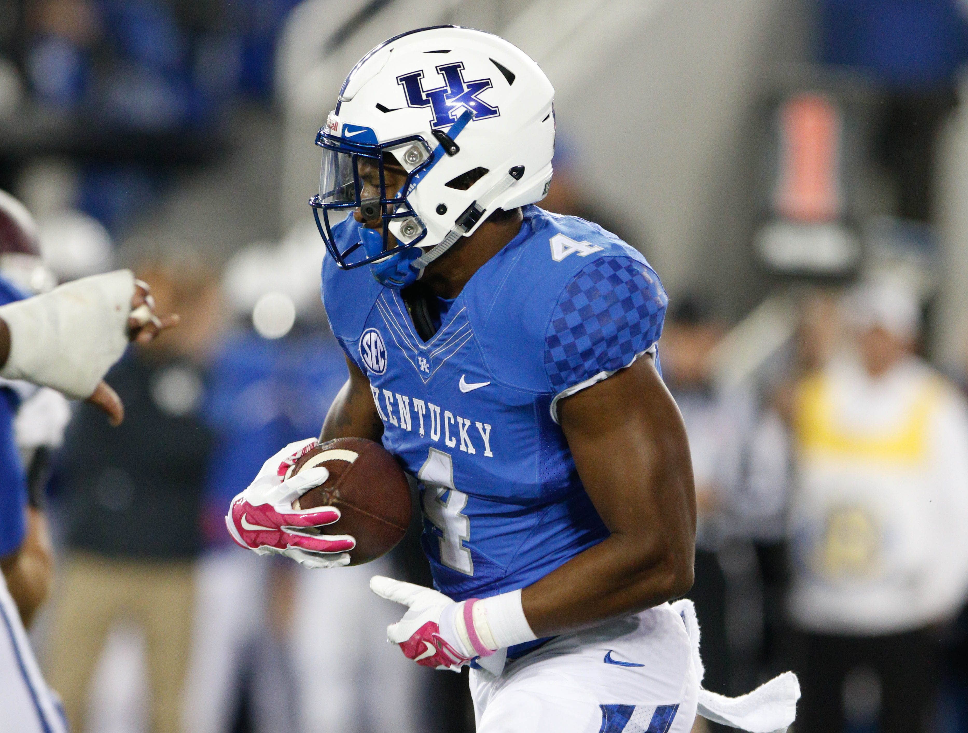 Report RB Horton set to transfer from Kentucky