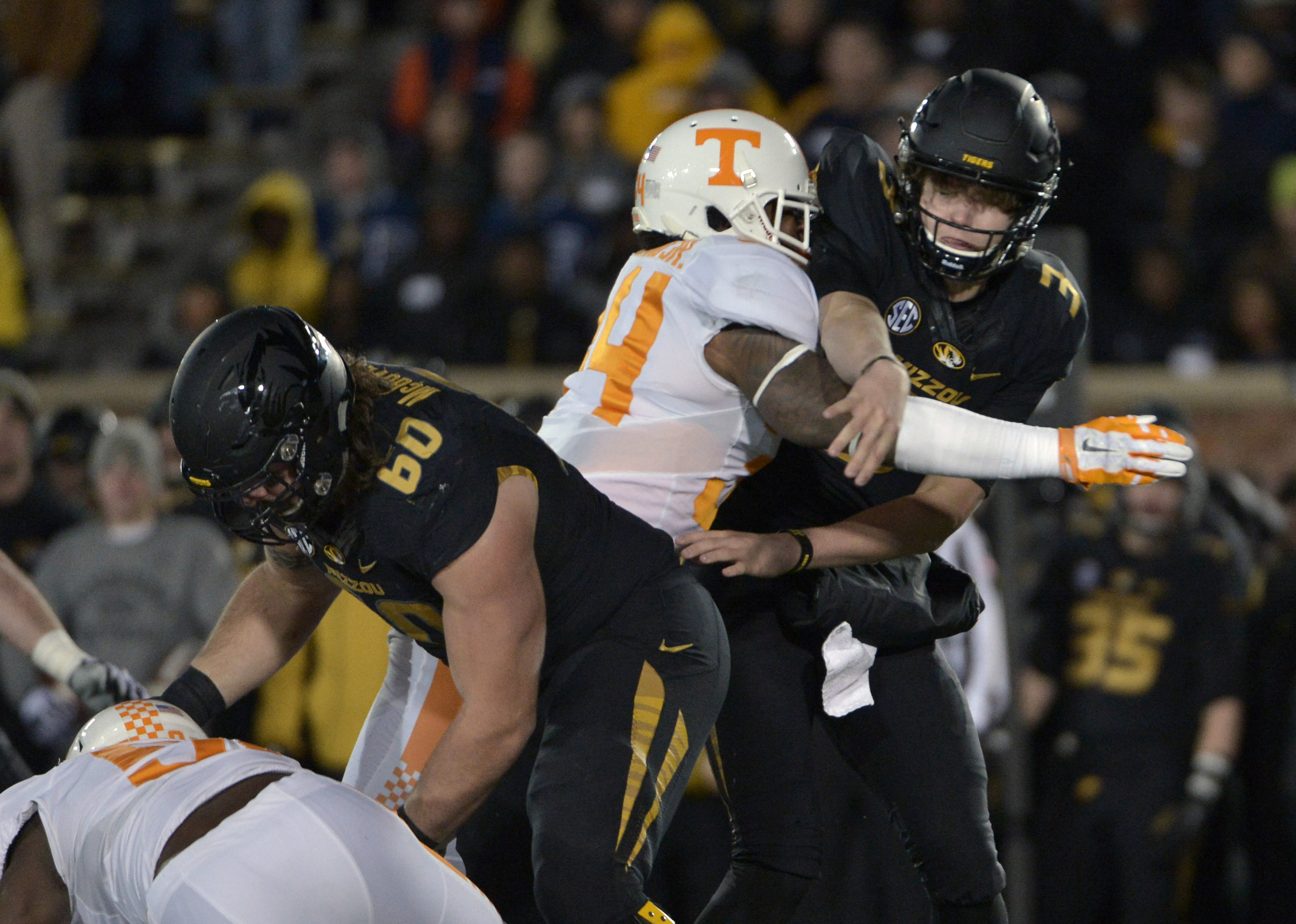 Butch Jones updates MLB Darrin Kirkland's injury status