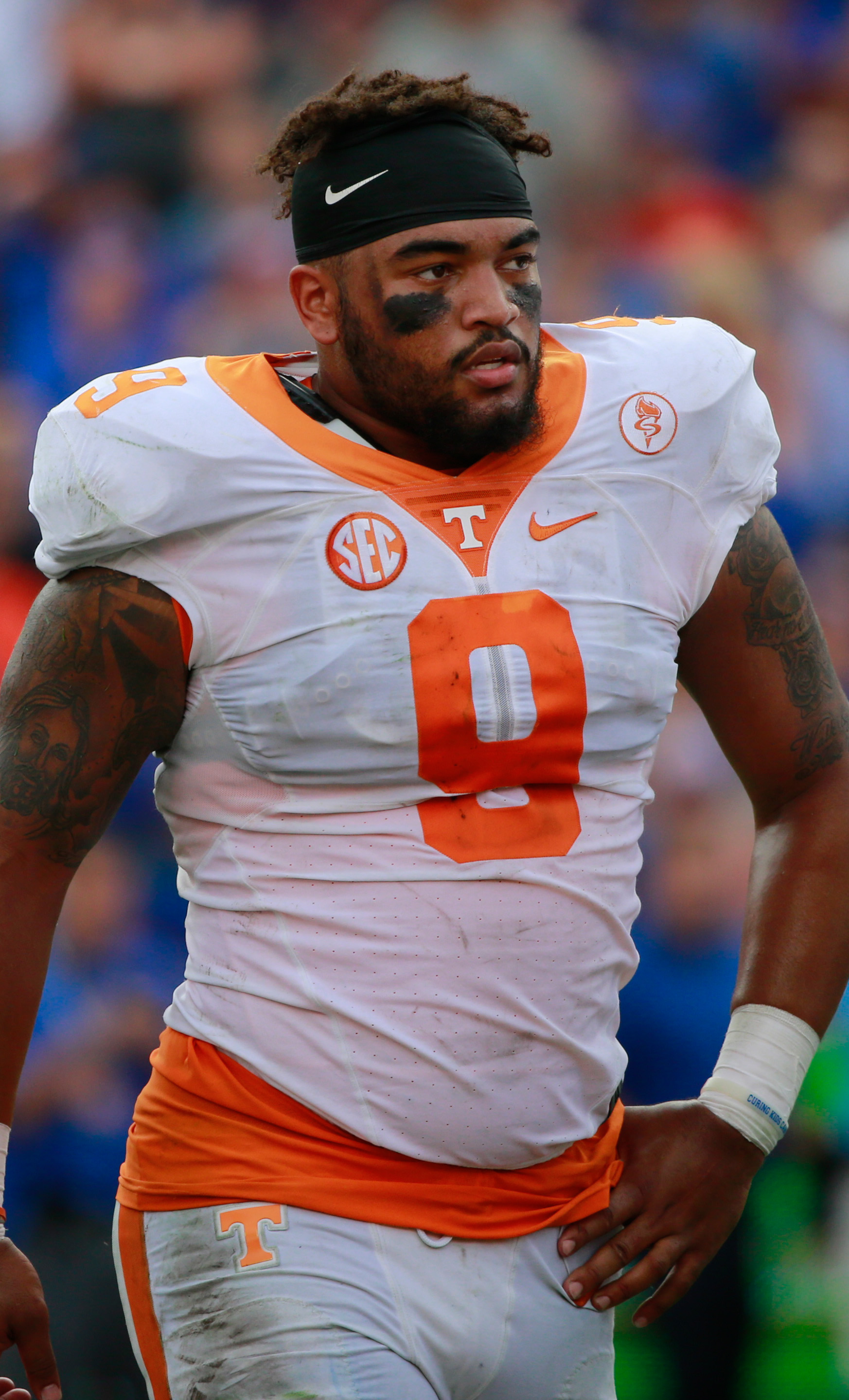 Vols DE Derek Barnett plays like MVP in losing cause against Alabama