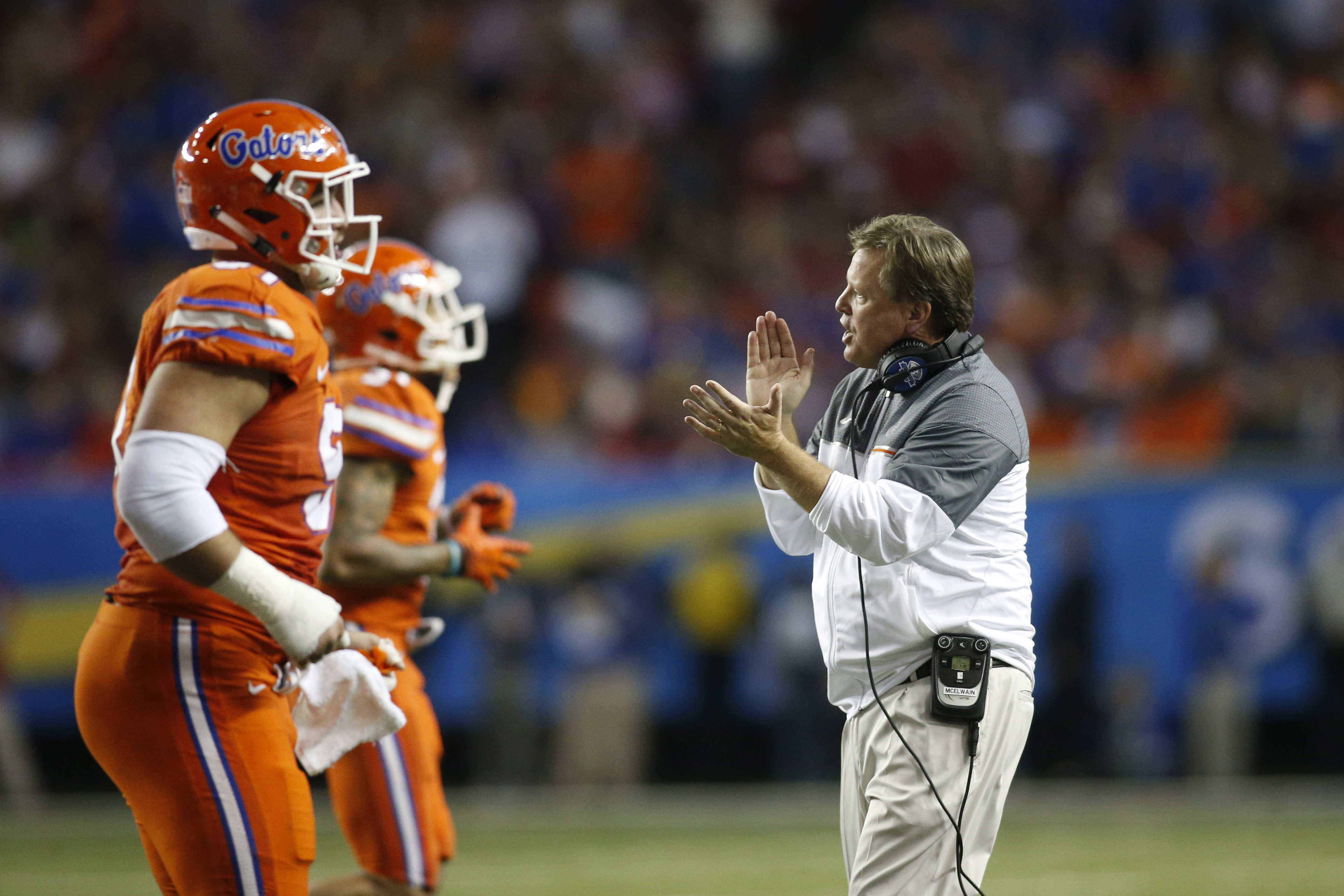 Florida reveals uniform combo for Outback Bowl
