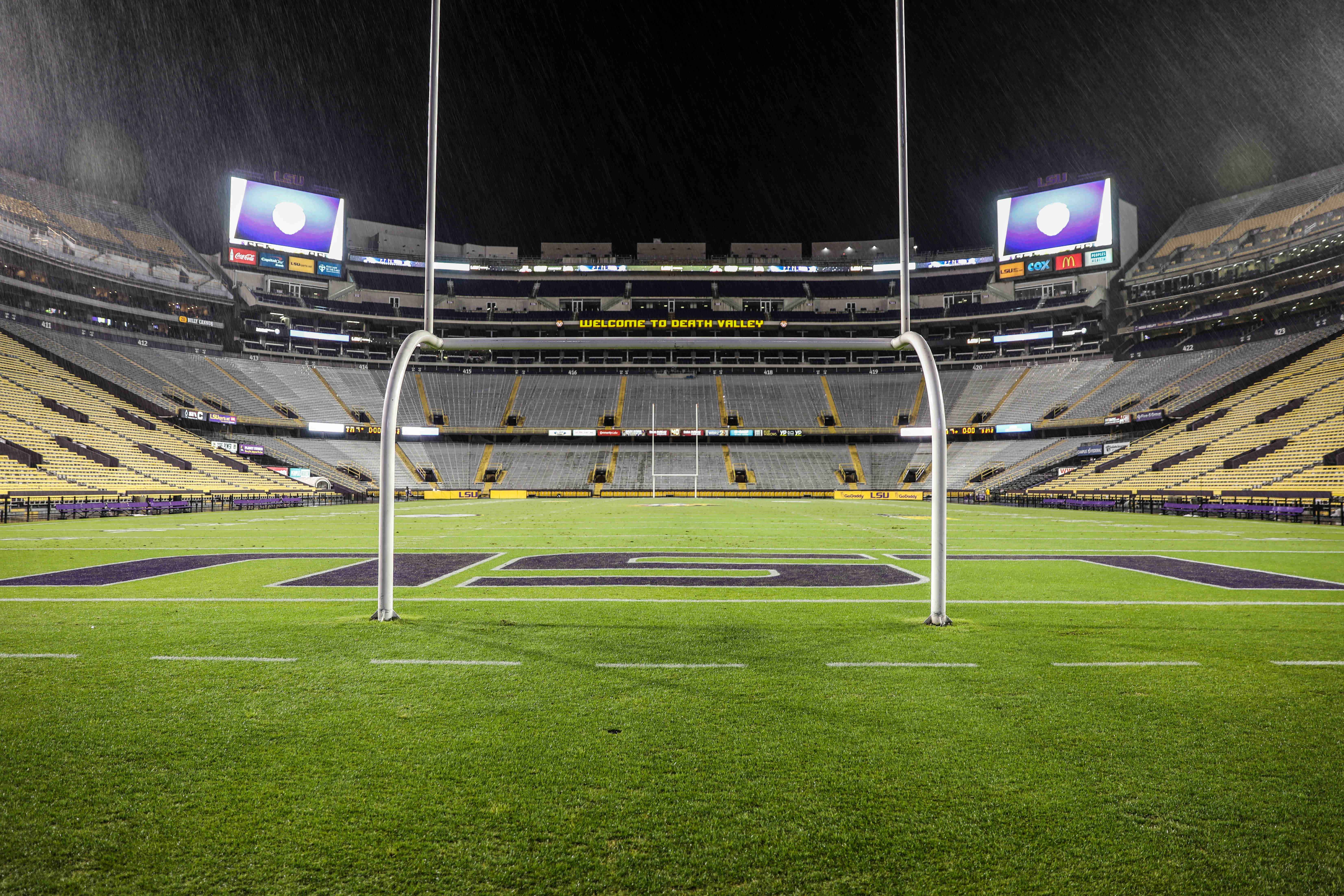 Ranking the SEC venues by their stadium/game day experience