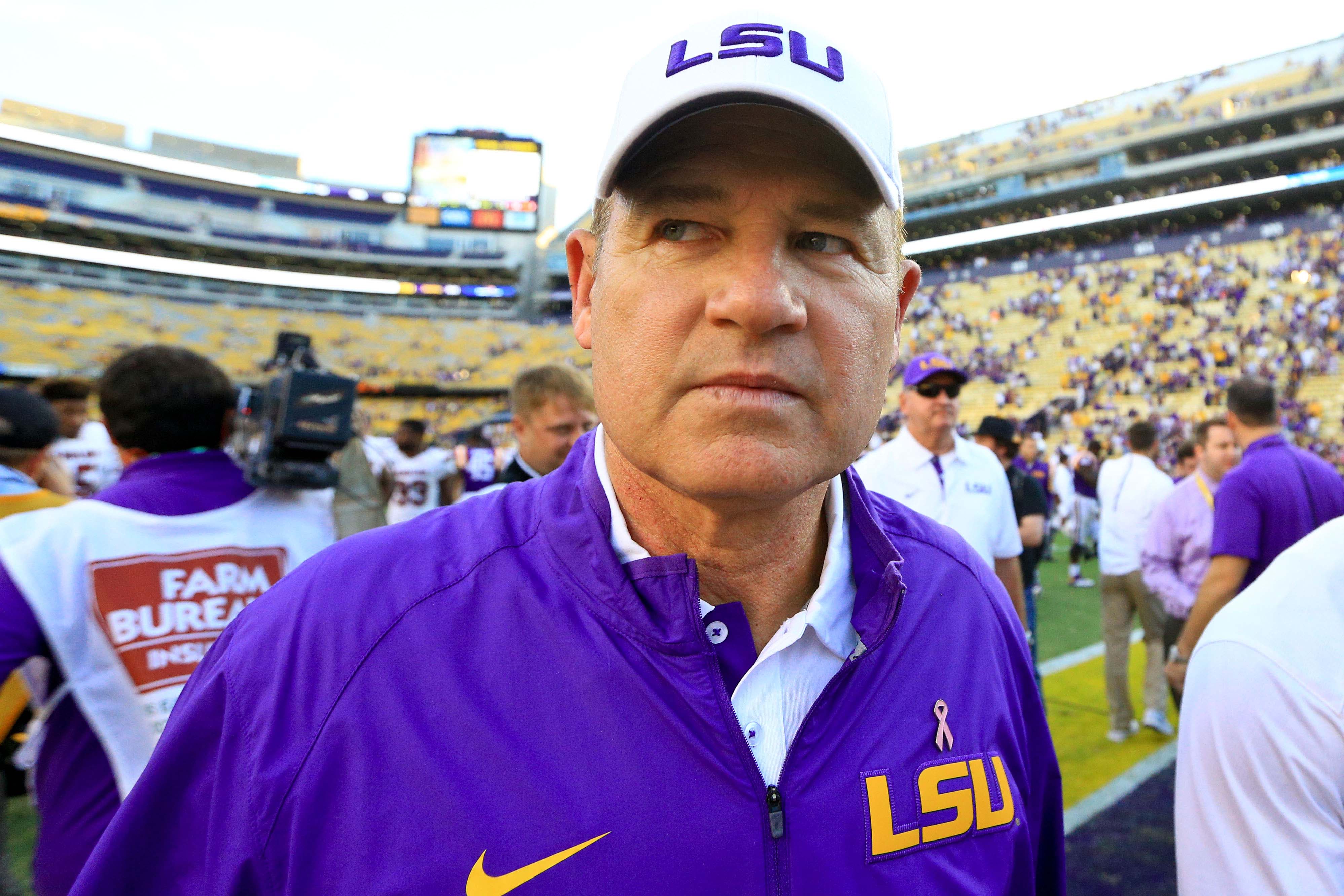 LISTEN Les Miles makes his pick for Saturday's LSUOle Miss game