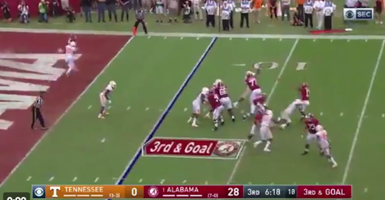 WATCH Tennessee's defense gets touchdown on incredible picksix