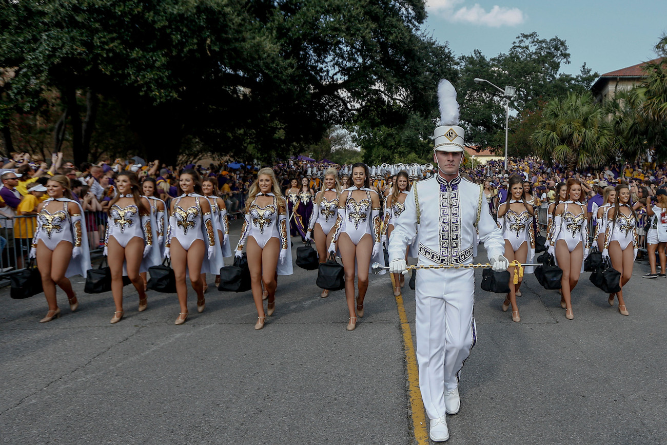 LSU band clarifies why it sounded like it was playing over