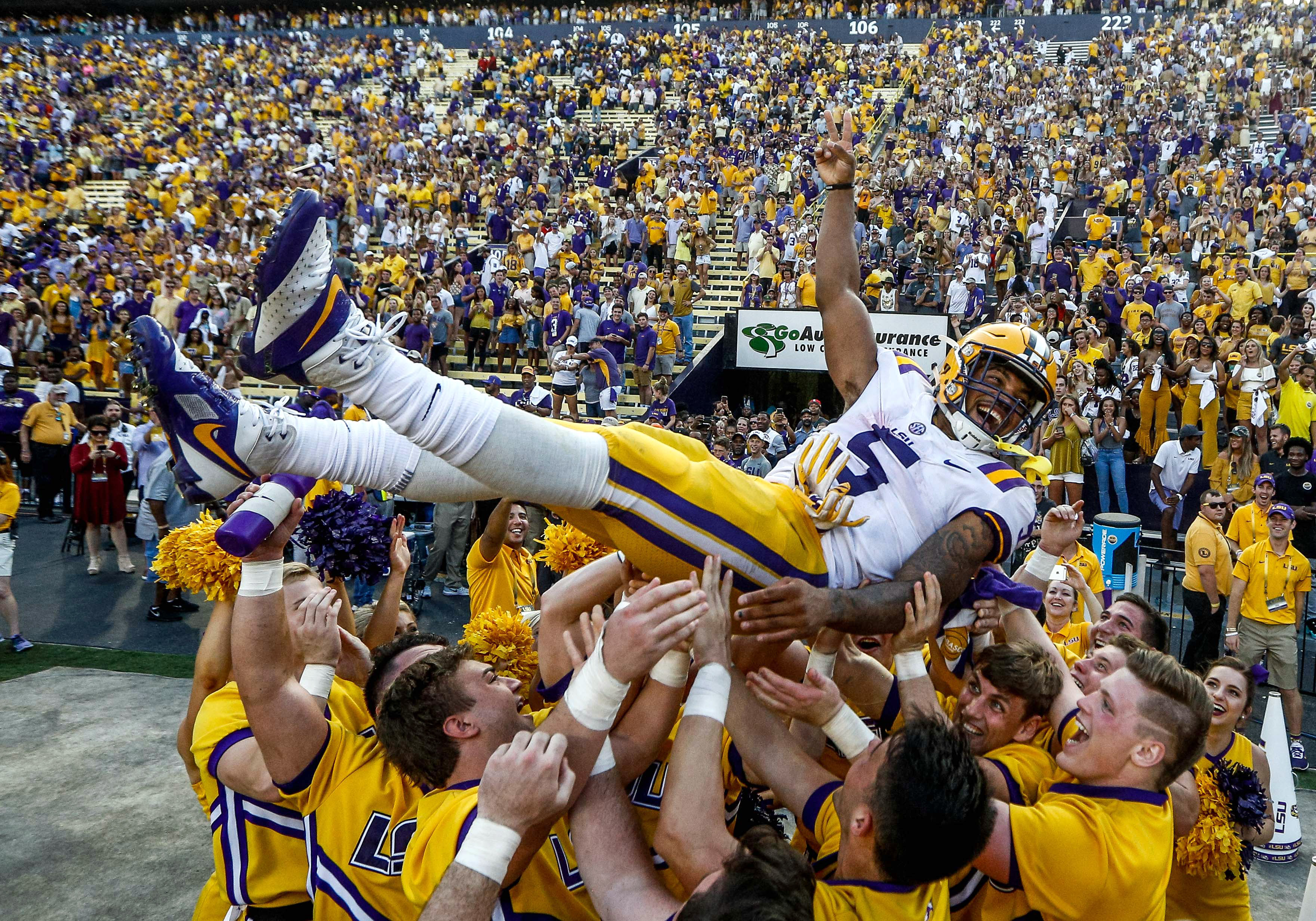 LSU honors past, creates memory for future in toppling No. 10 Auburn