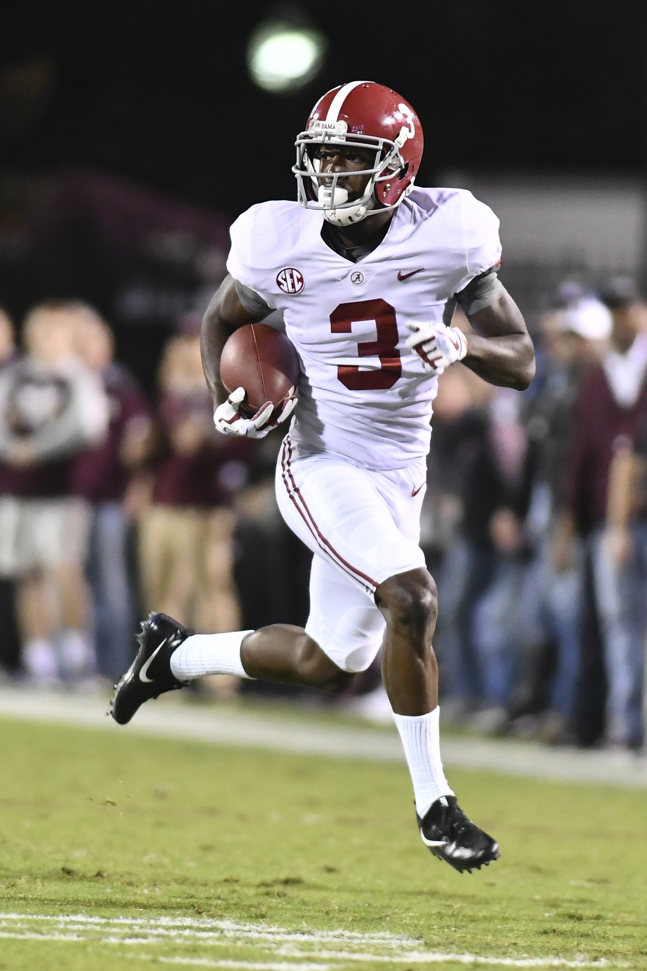 Calvin Ridley makes a move up the Alabama record books