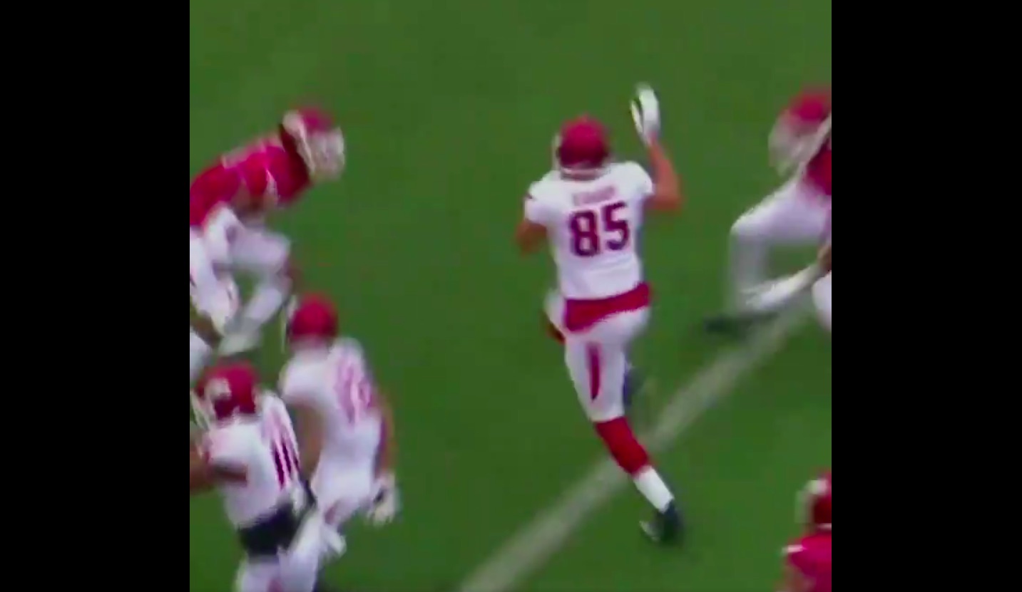 WATCH Arkansas connects on big play for first TD of Chad Morris era