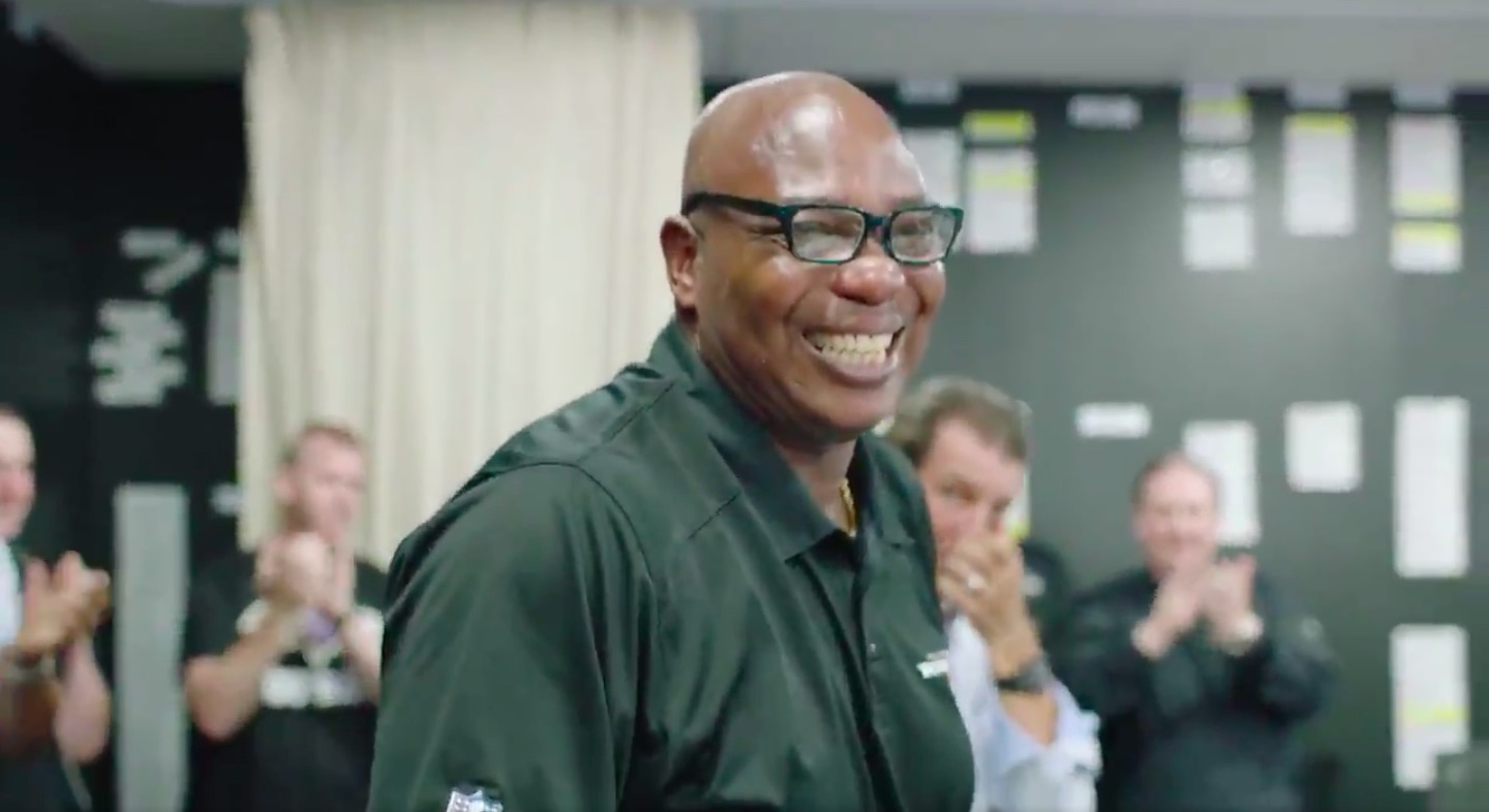 WATCH: Legendary Alabama TE Ozzie Newsome makes last pick ...