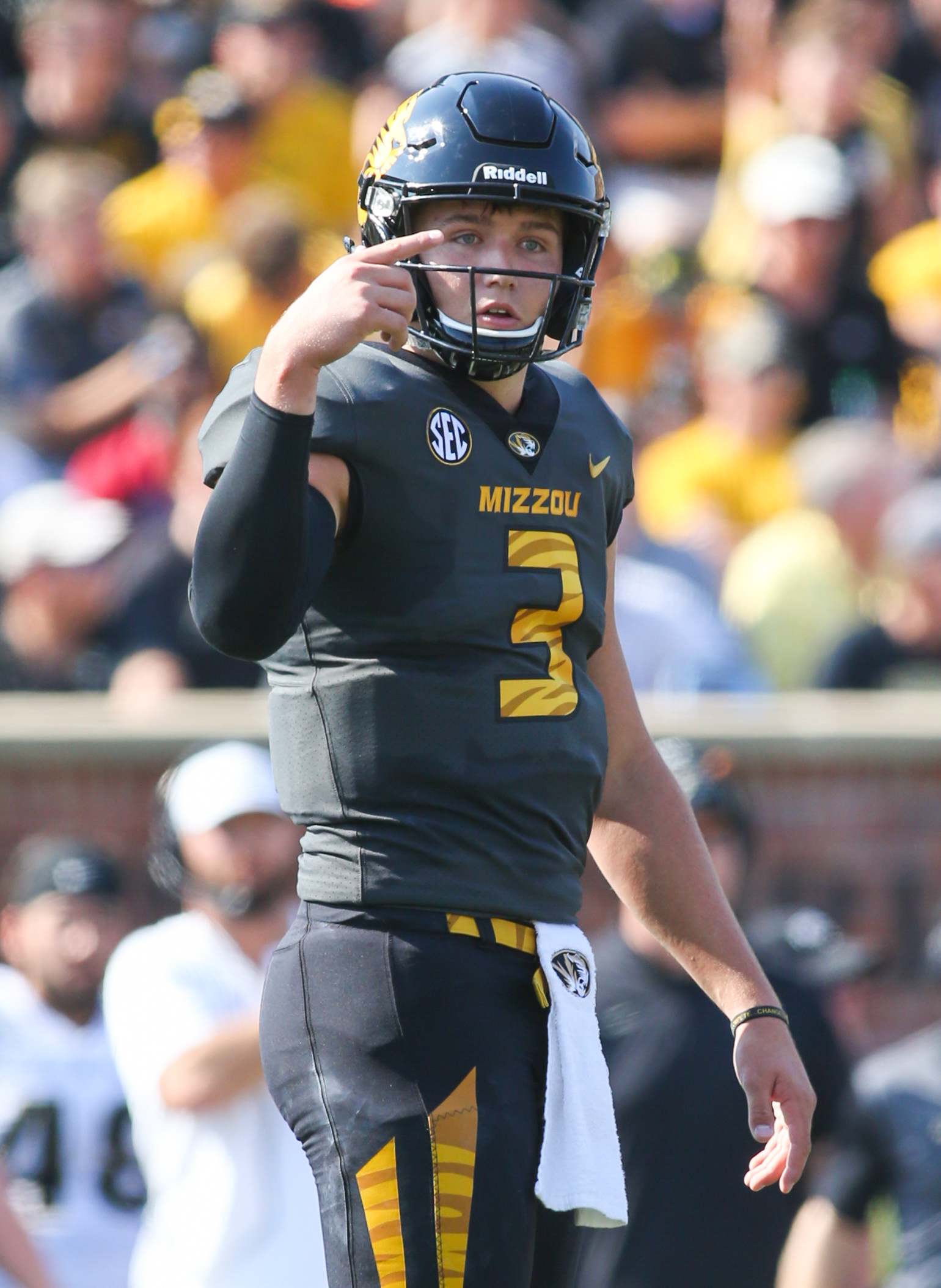 WATCH NFL Draft analyst Mike Detillier raves about Drew Lock's