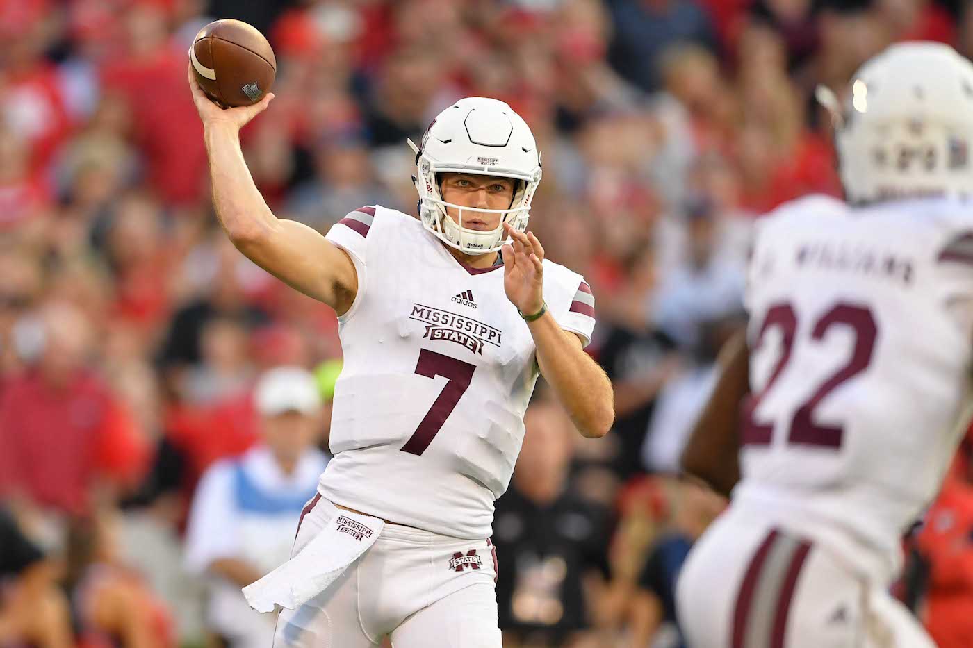 Nick Fitzgerald names the loudest SEC stadium he's played in