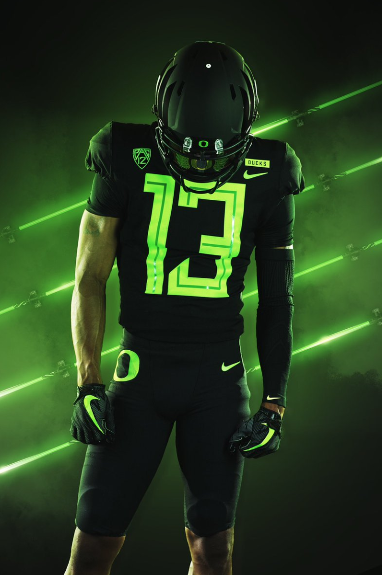 PHOTOS Oregon unveils wild new uniform combination for Saturday's game