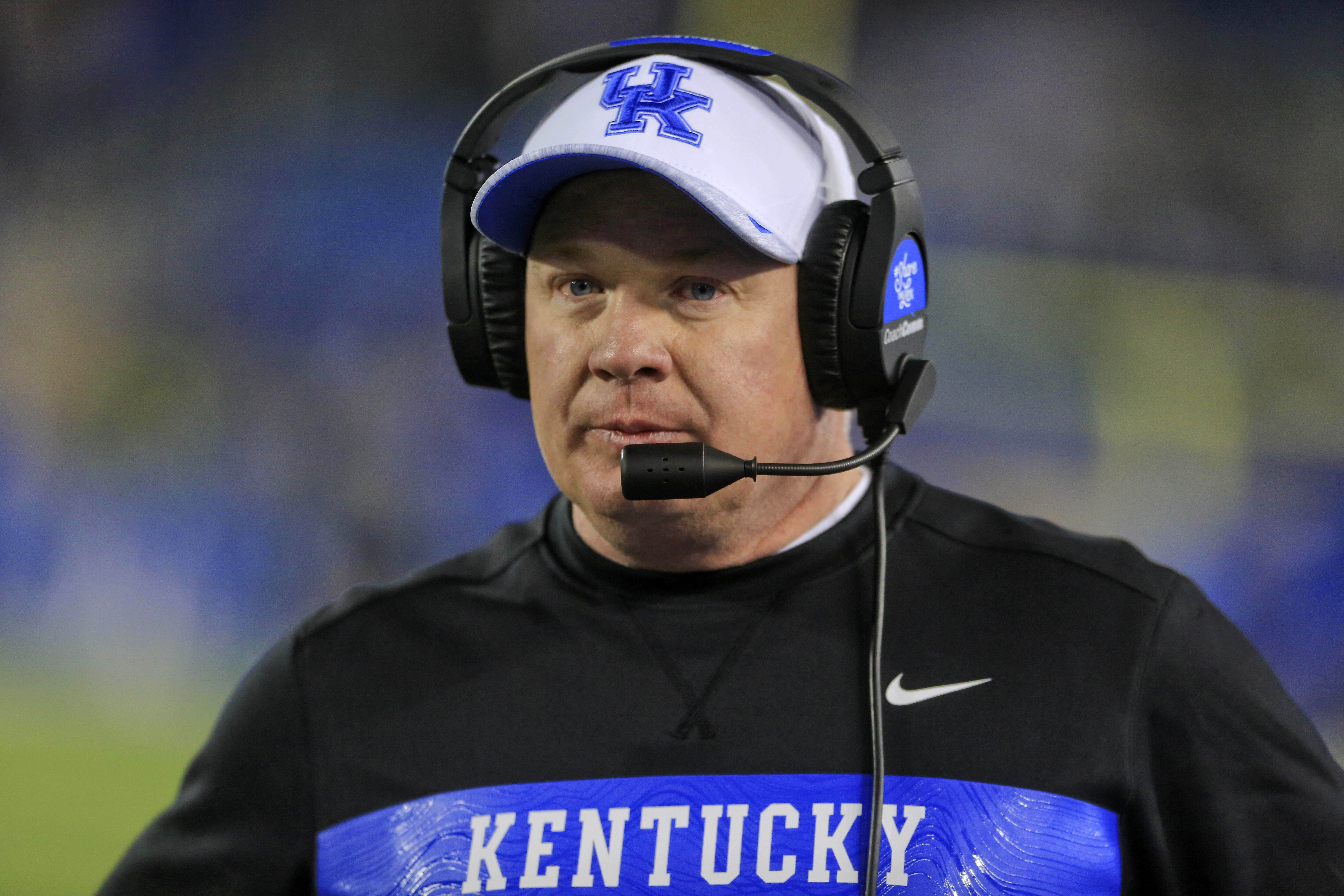 Kentucky to promote Brad White to defensive coordinator