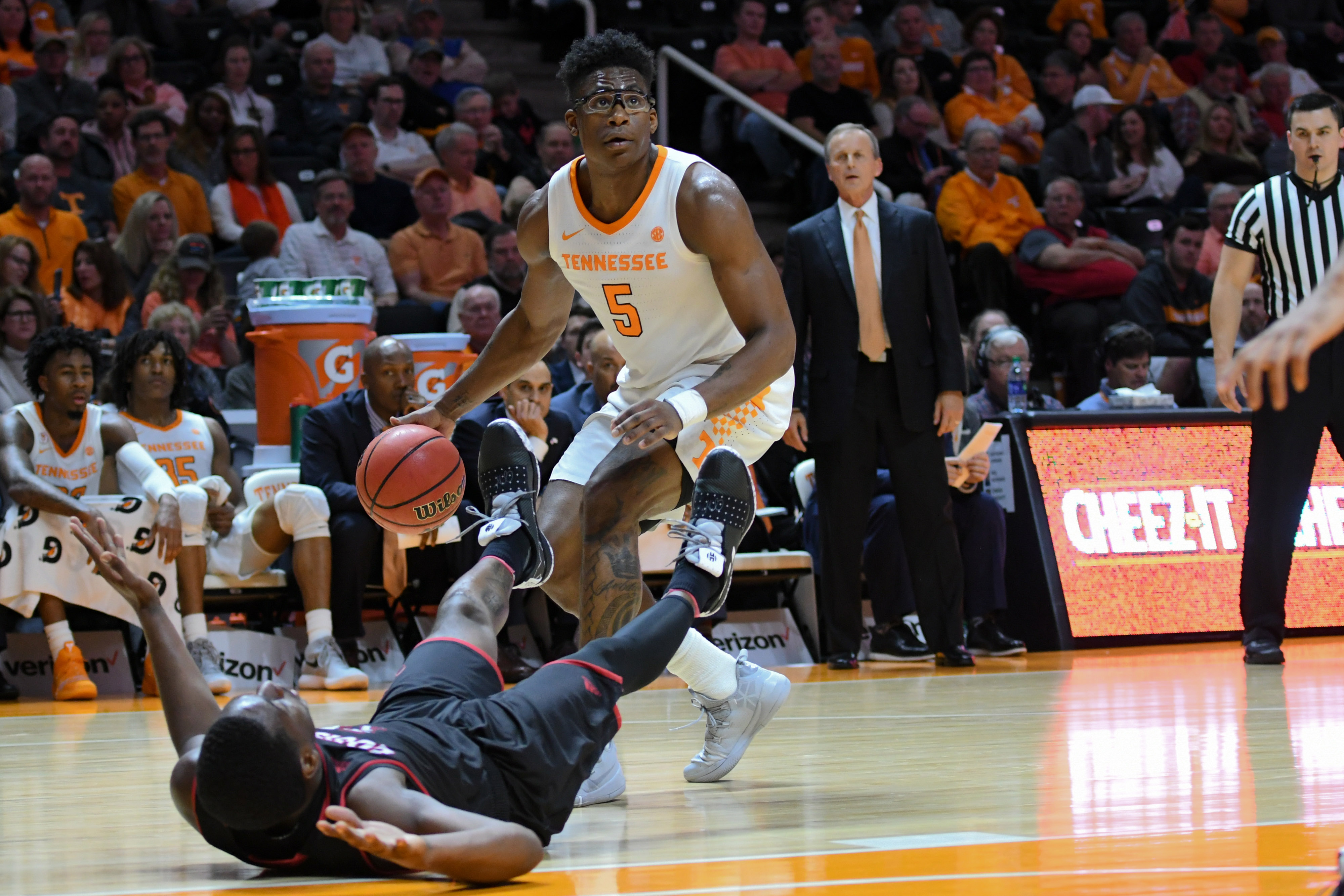 AP releases new Top 25 college basketball poll