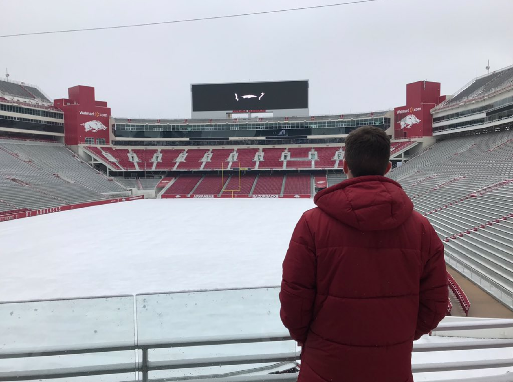 Instate receiver John David White turns down several scholarship offers to walkon at Arkansas