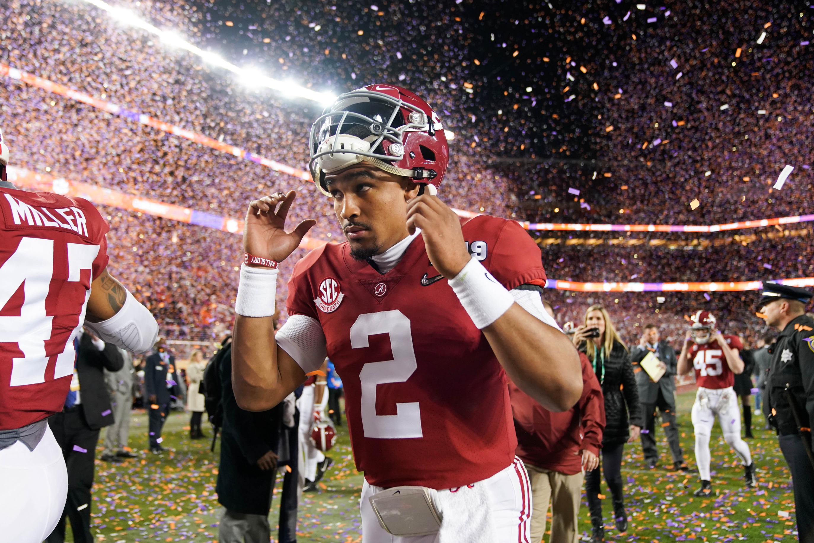 Jalen Hurts reacts to Alabama's tough national championship loss