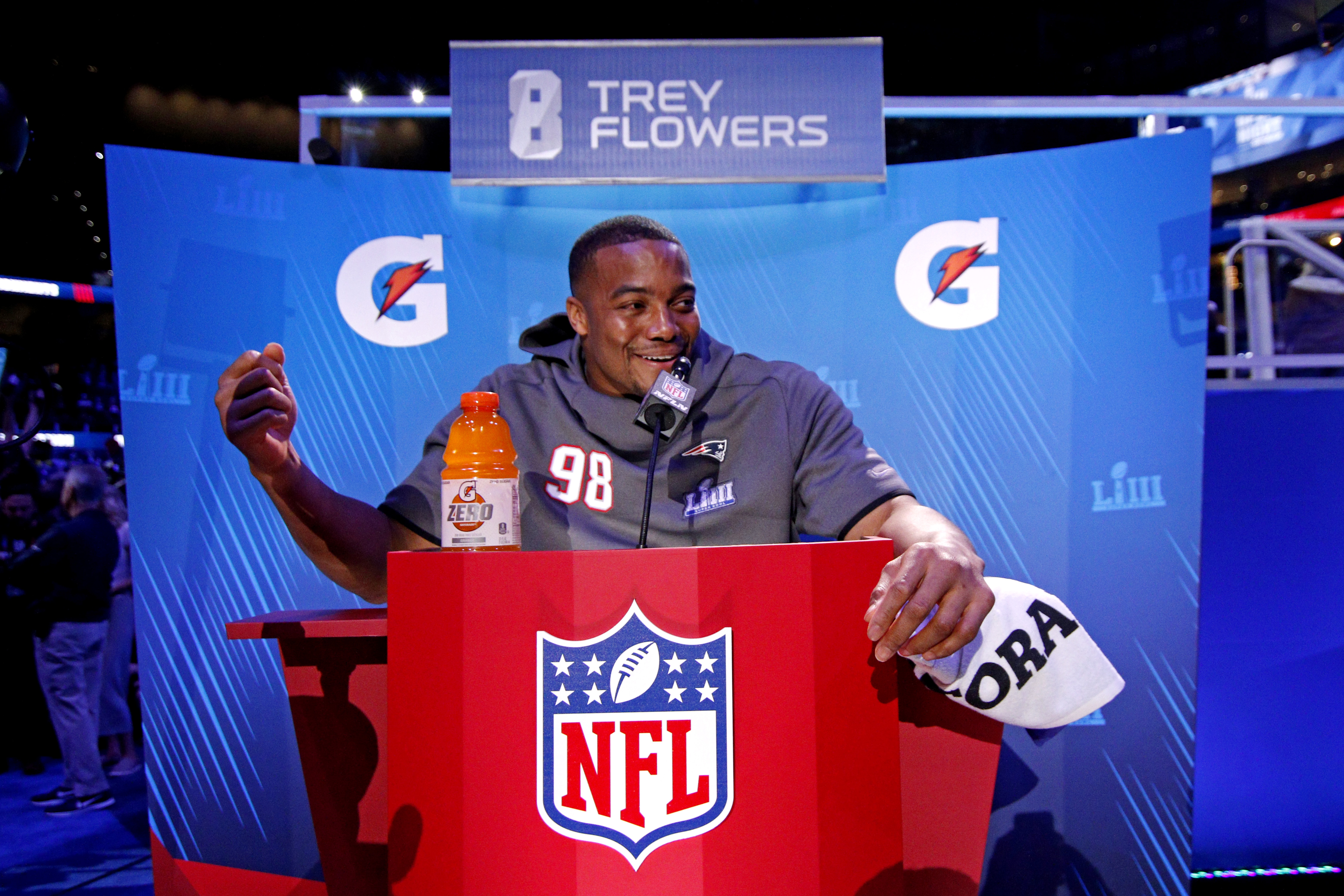 WATCH Trey Flowers proves he still knows the words to Arkansas fight song