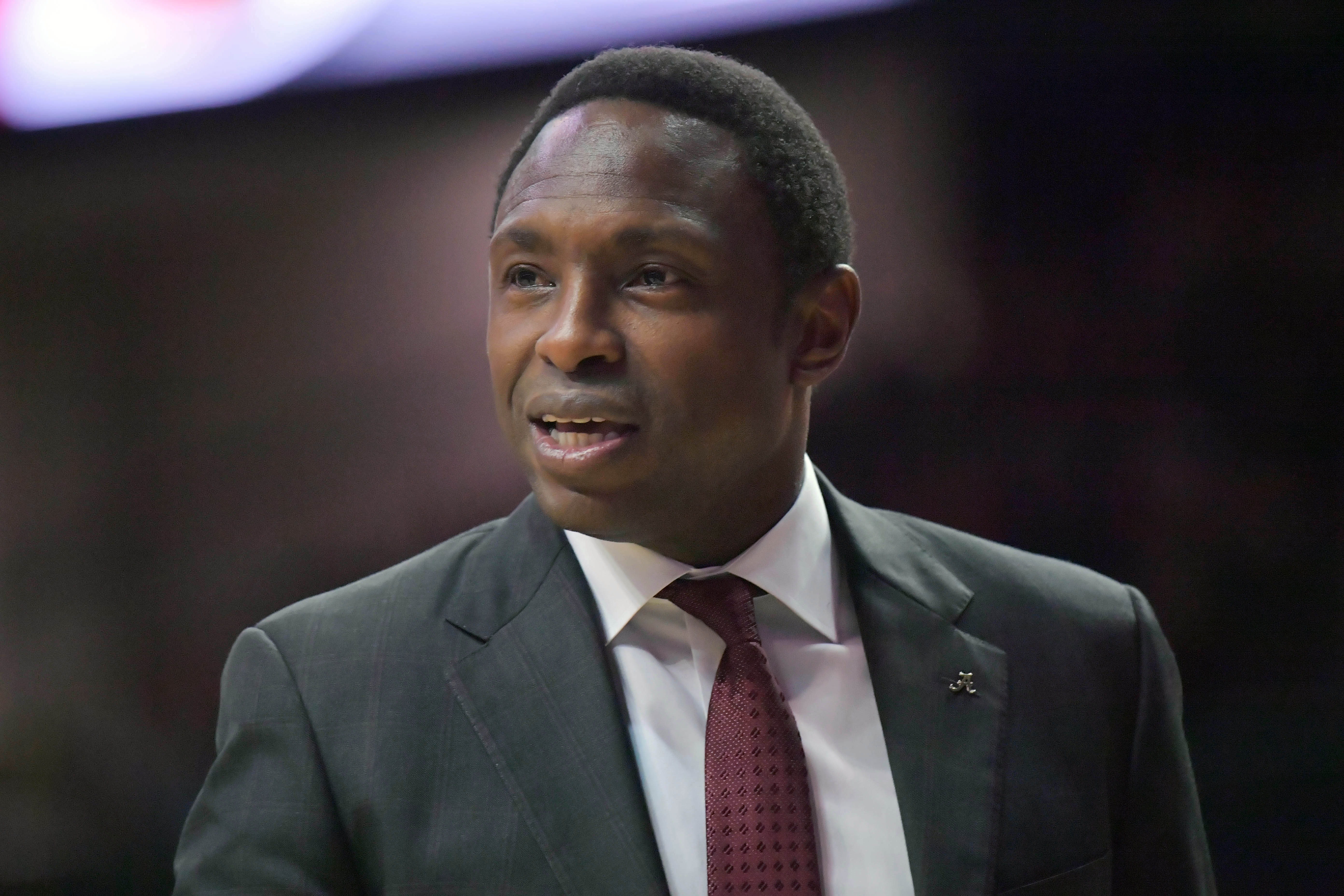 Avery Johnson officially out as Alabama basketball head coach