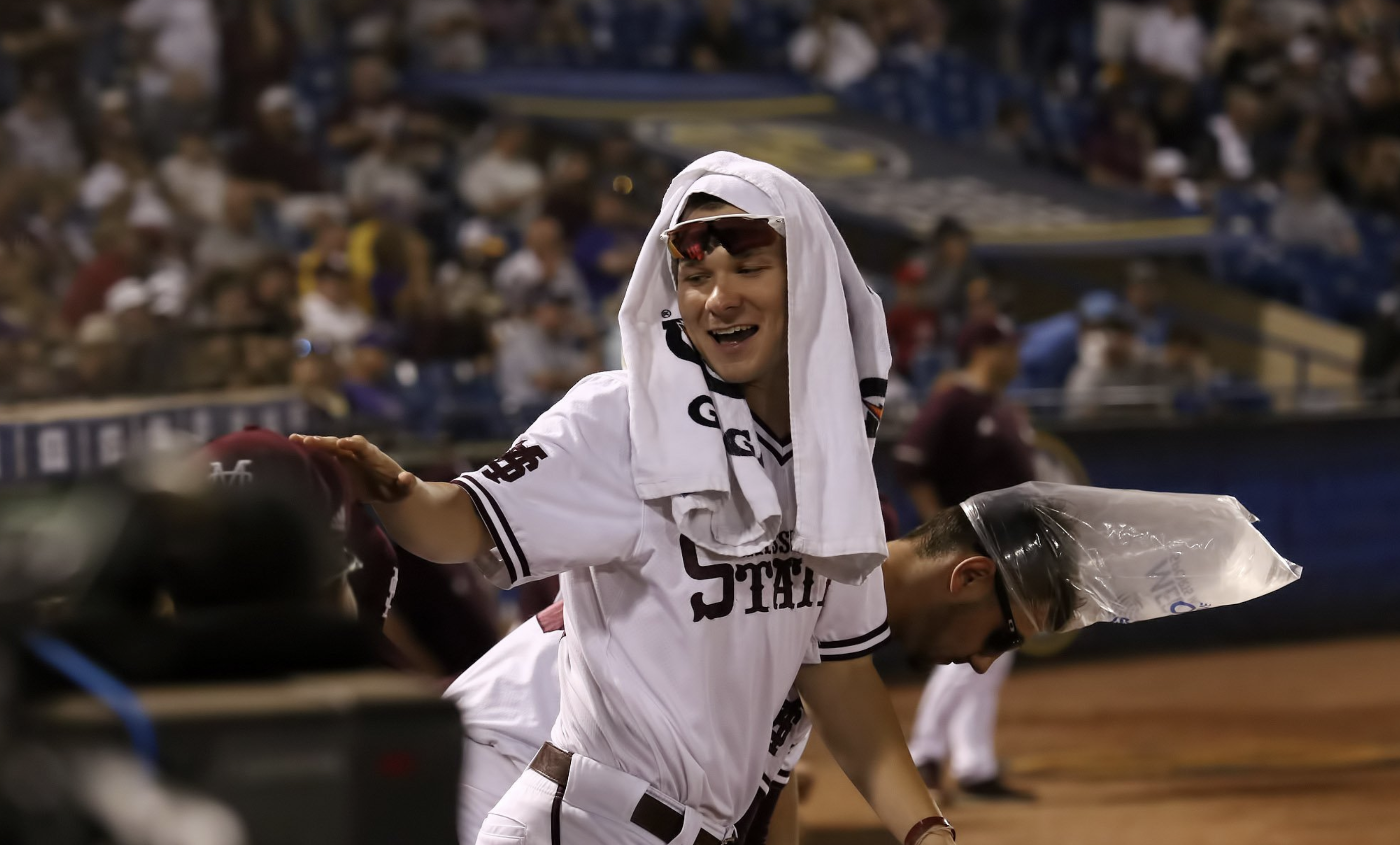 Things got weird late as Mississippi State and LSU played the longest