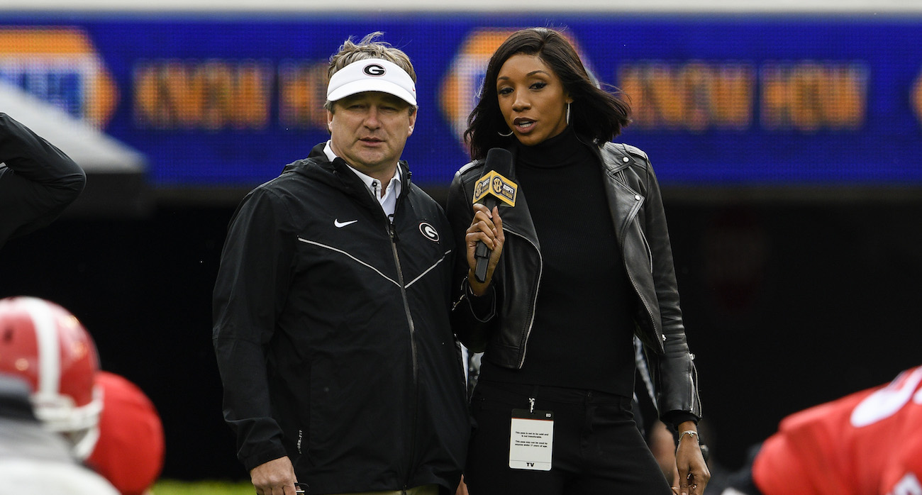 Report Espn Maria Taylor Facing Possible Split Over Salary In Contract Talks
