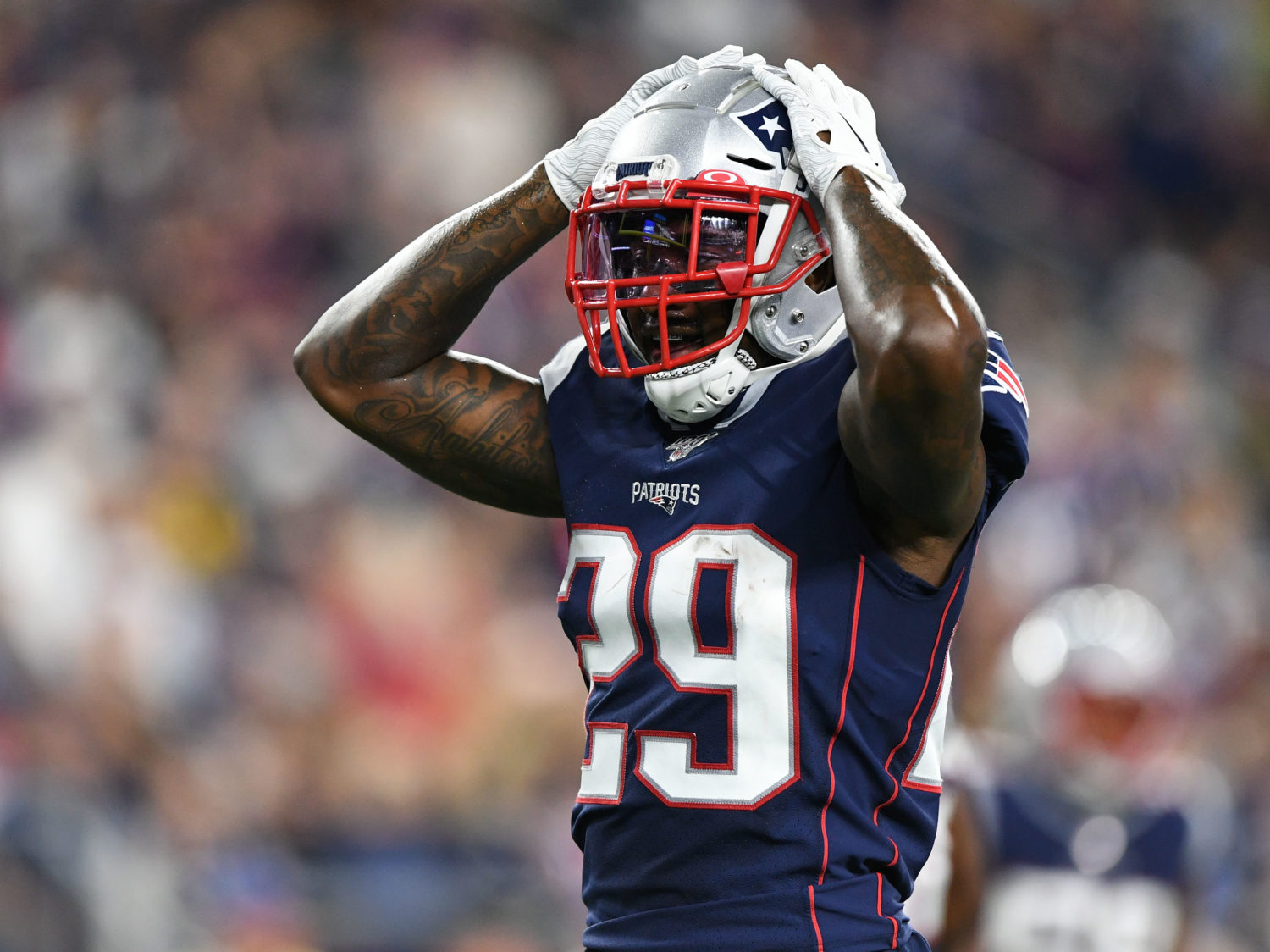 New England Patriots trade former Florida DB Duke Dawson